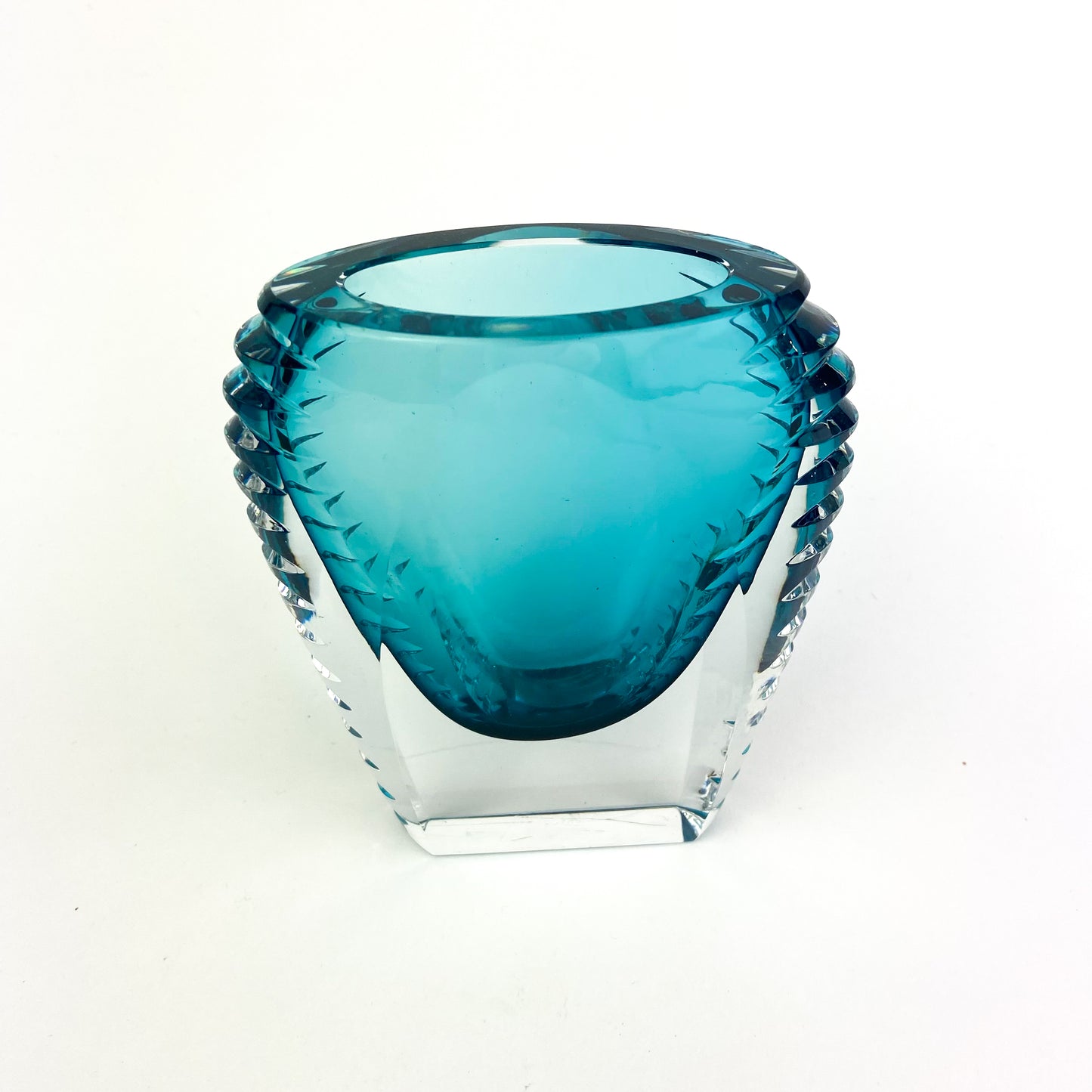 Beyer & Co Teal Serrated Crystal Vase #O776