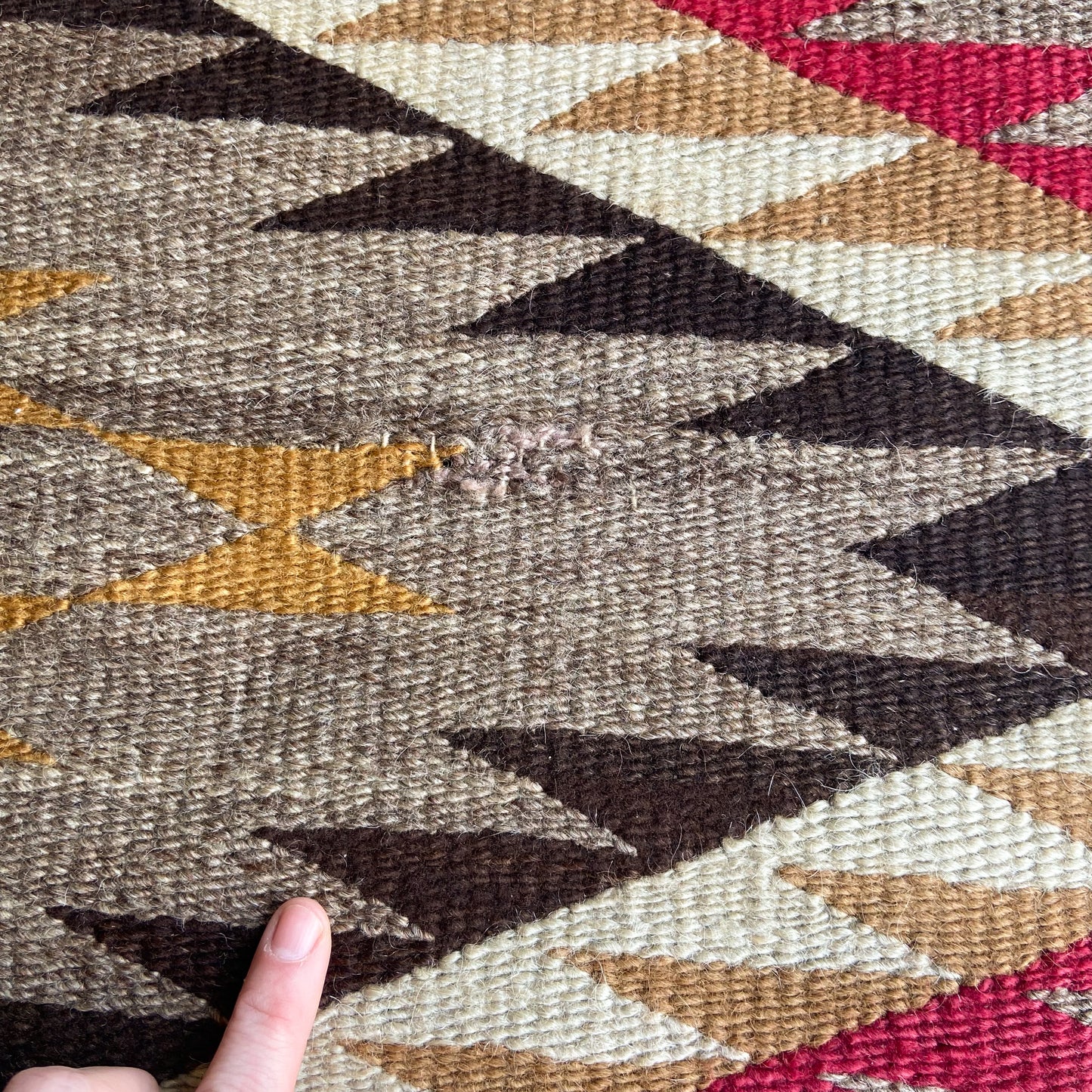 Antique Navajo Accent Rug #R1239 - 3'2" x 5'1"