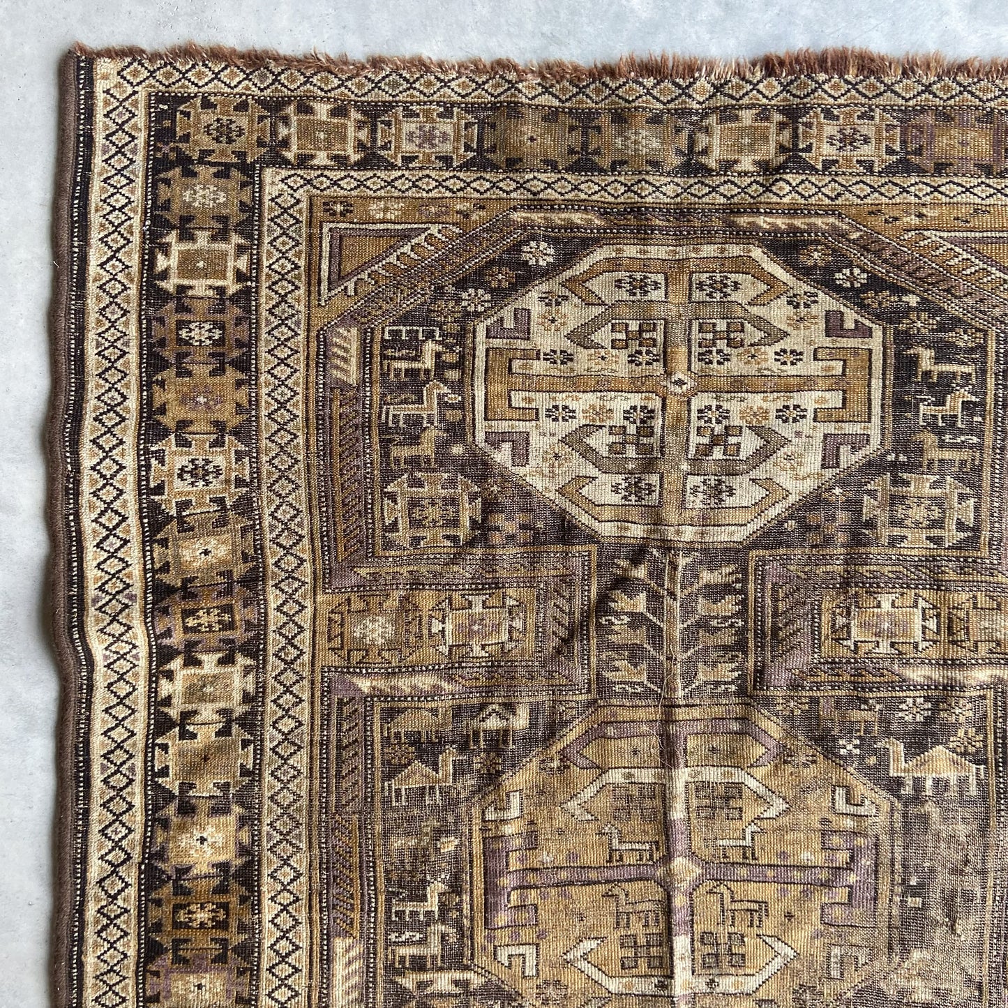 Antique Shirvan Accent Rug #R1252 - 3'7" x 5'4"