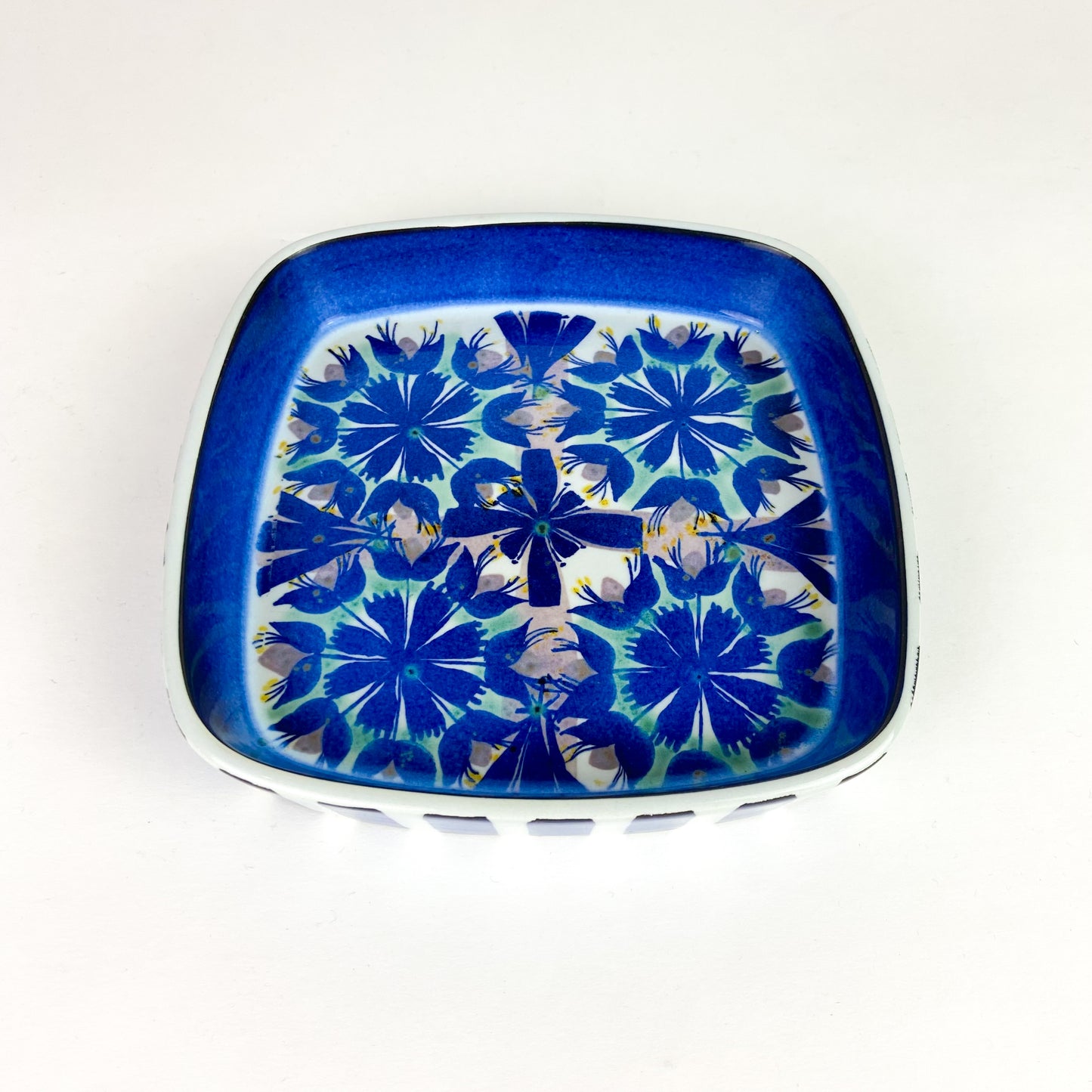 Blue Royal Copenhagen Decorative Ceramic Low Bowl #O1028