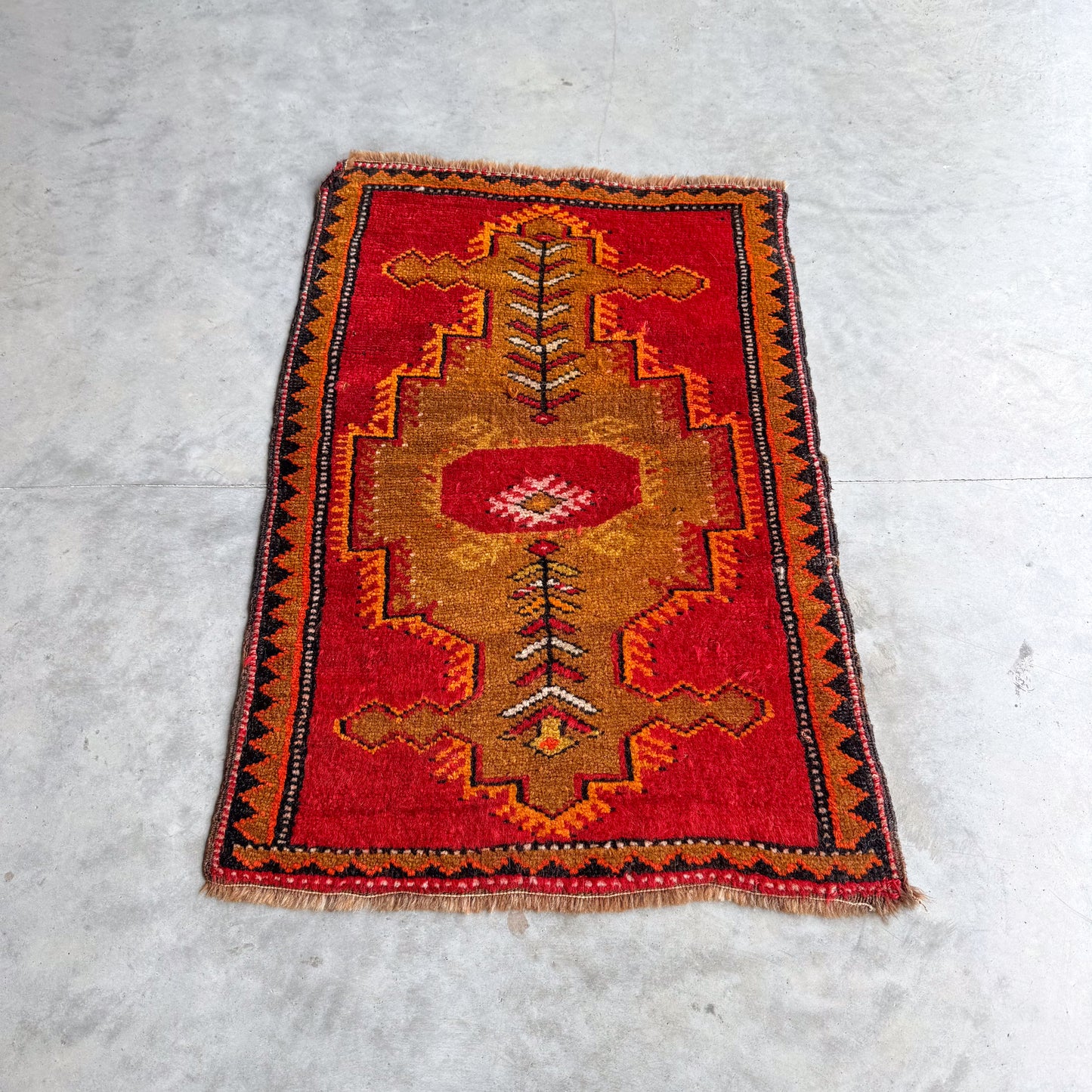 Antique Anatolian Accent Rug #R1287 - 1'10" x 2'8"