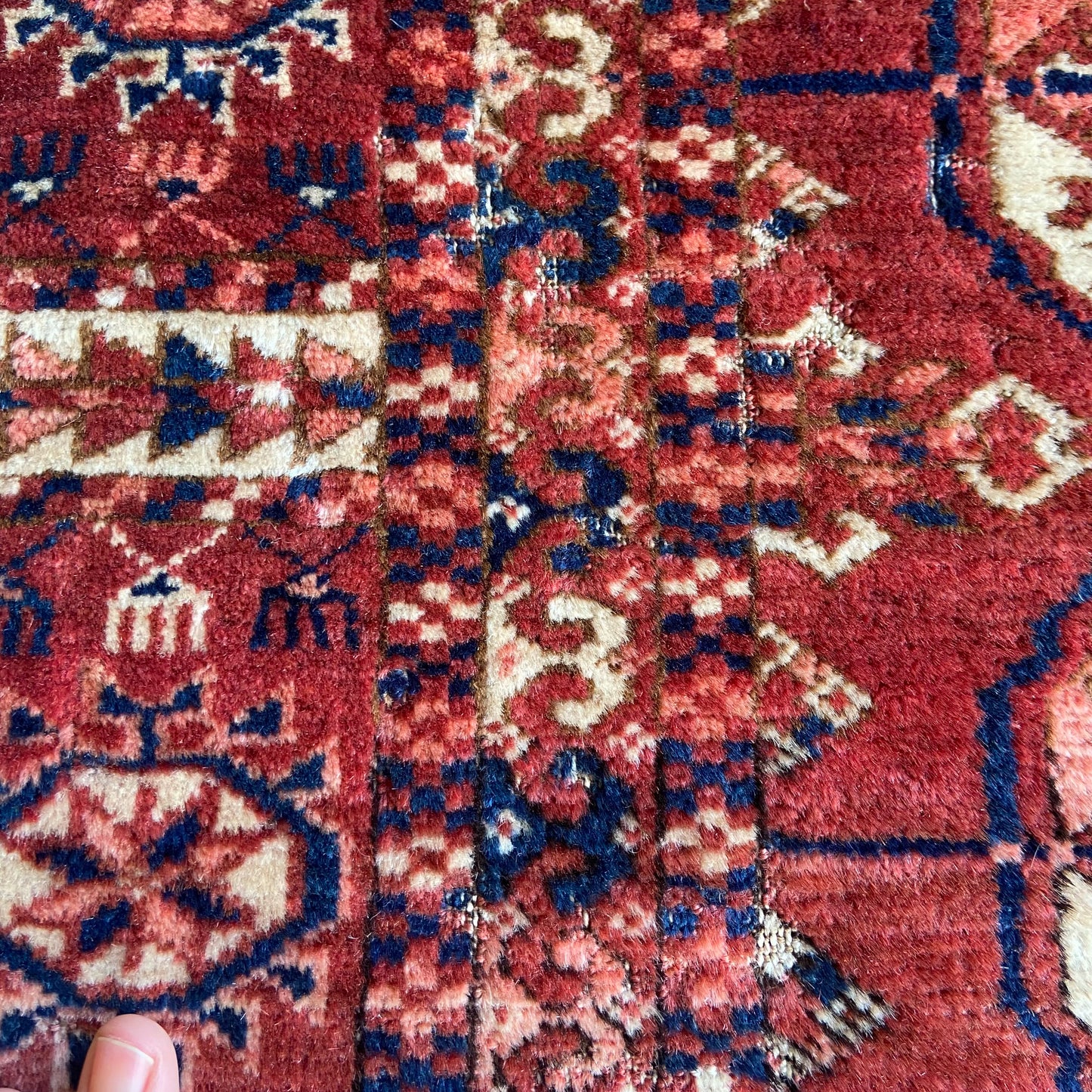 Antique Bokara Accent Rug #R1224 - 3'10" x 5'8"