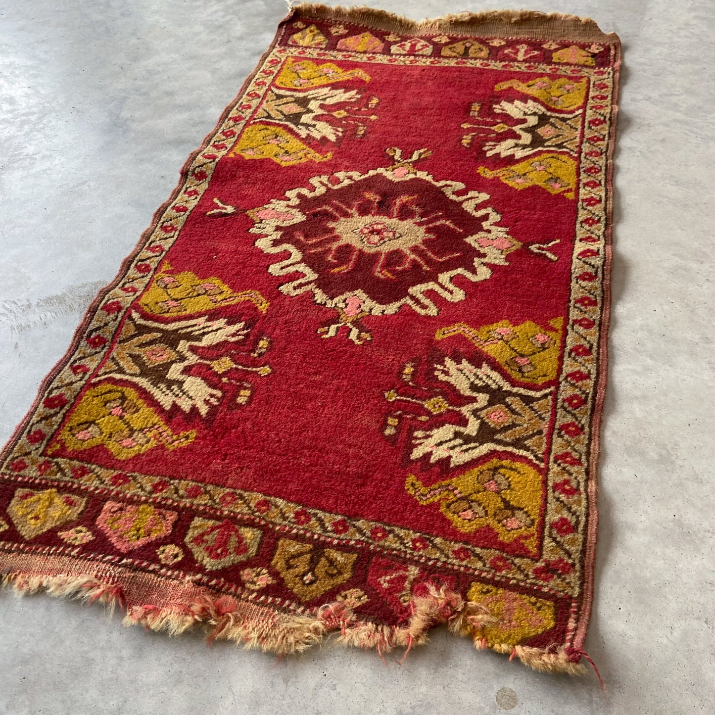 Antique Yastik Accent Rug #R1108 - 1'10" x 3'3"