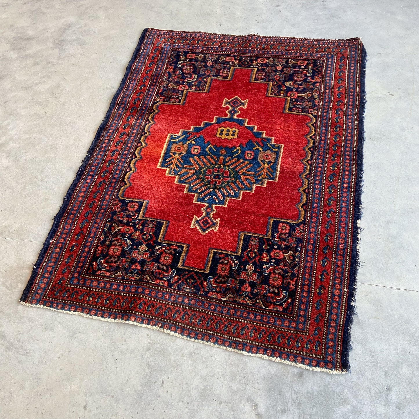 Collectible Antique Senneh Accent Rug #R1112 - 2'3" x 3'1"