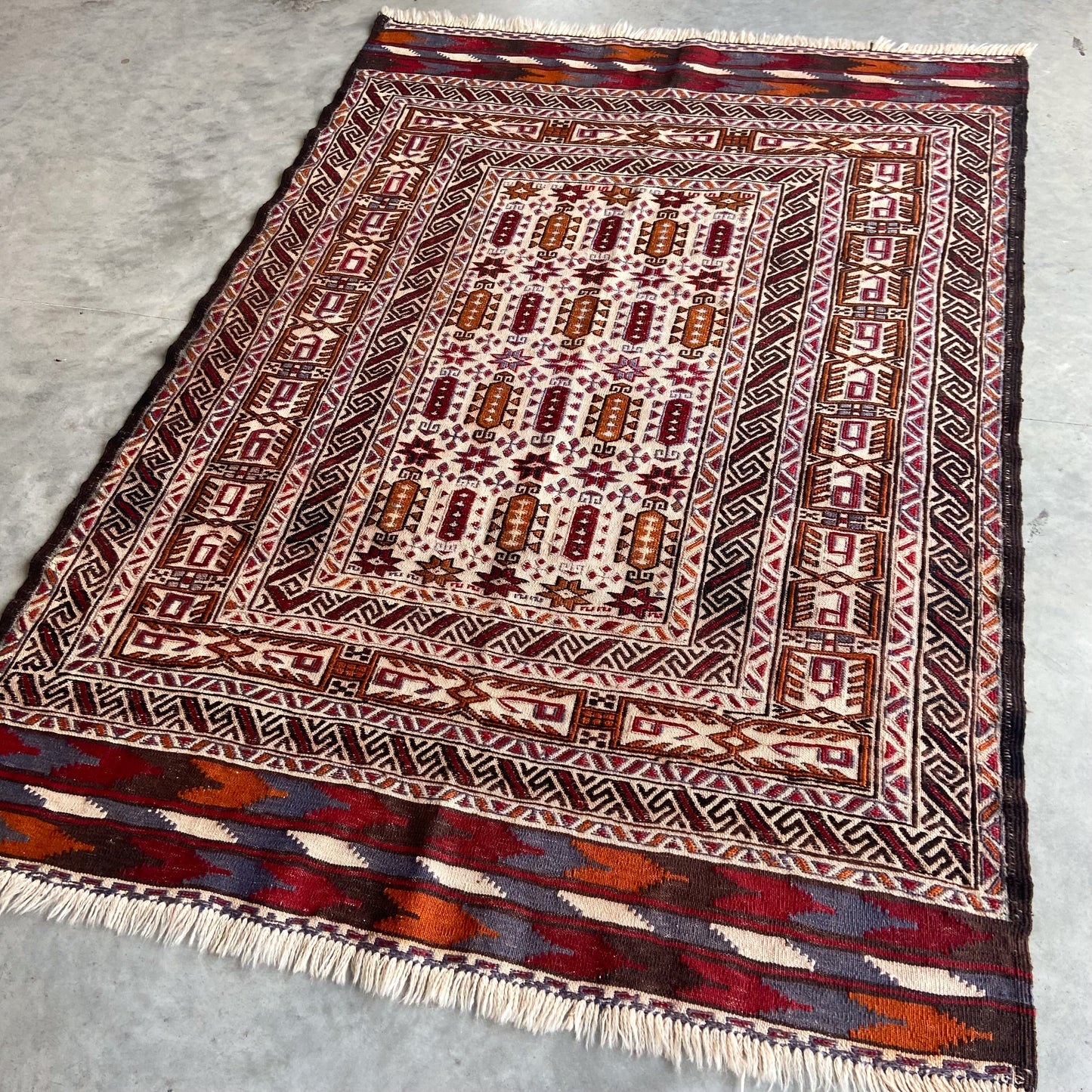 Antique Soumac Accent Rug #R1117 - 4'3" x 6'4"