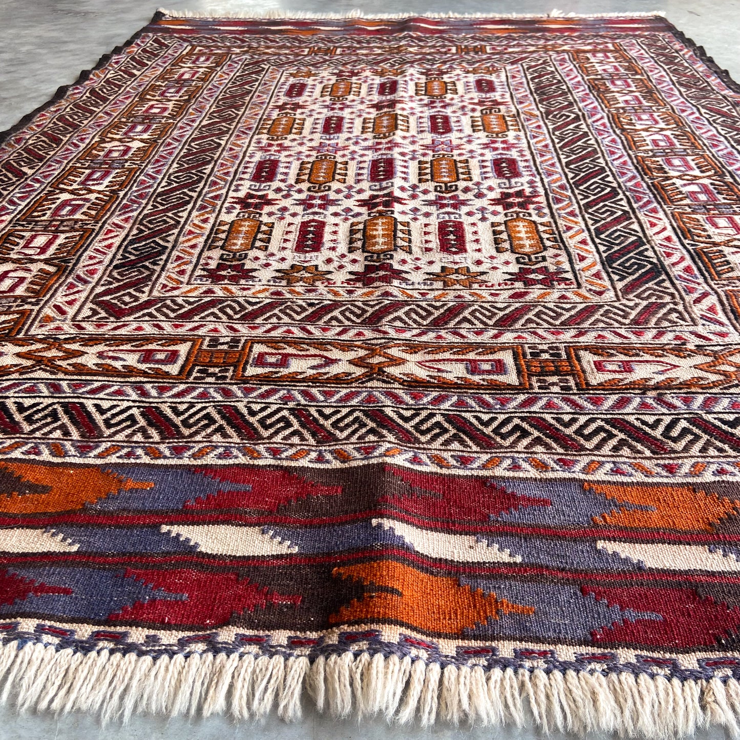 Antique Soumac Accent Rug #R1117 - 4'3" x 6'4"