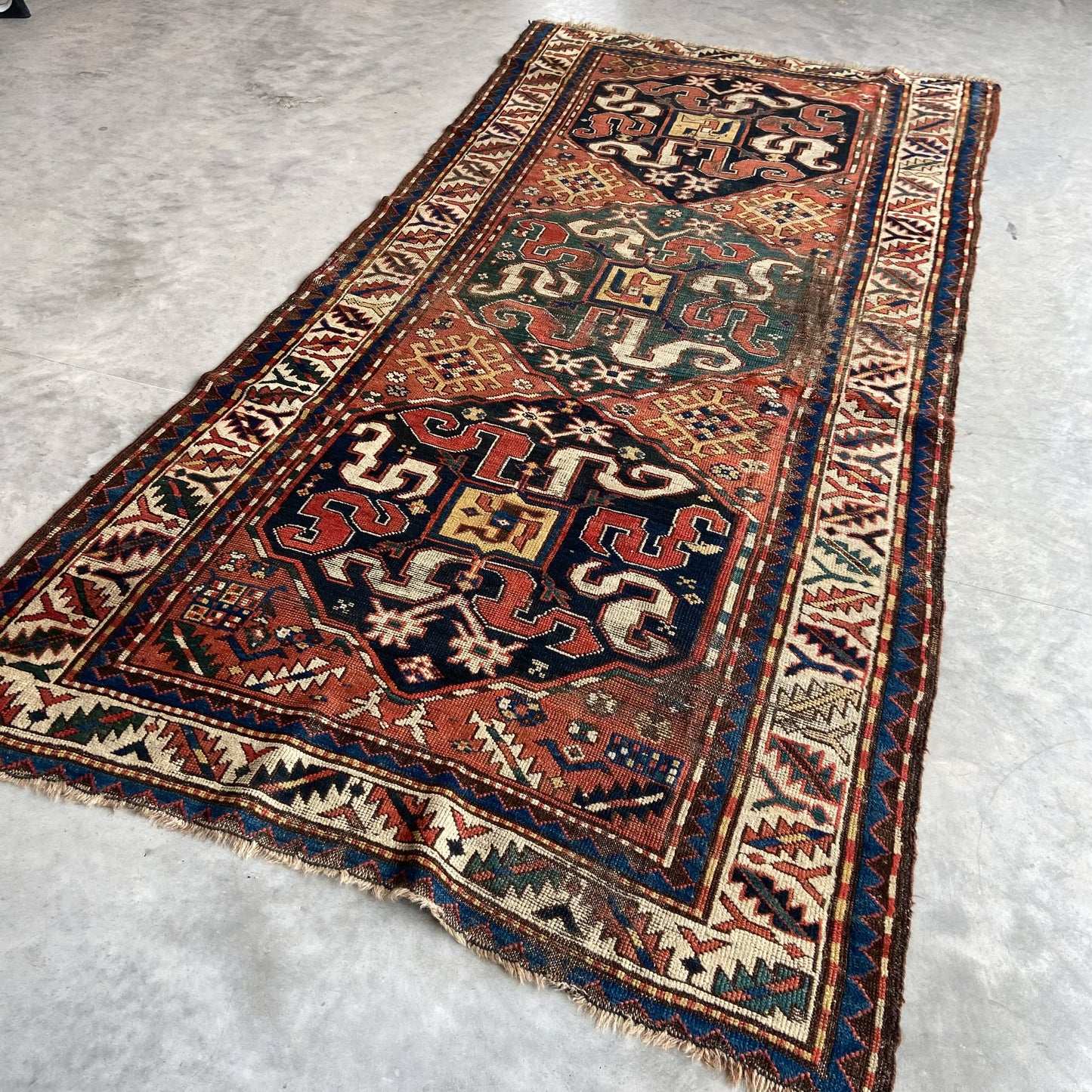 Antique Cloudband Kazak Runner #R1120 - 4' x 8'