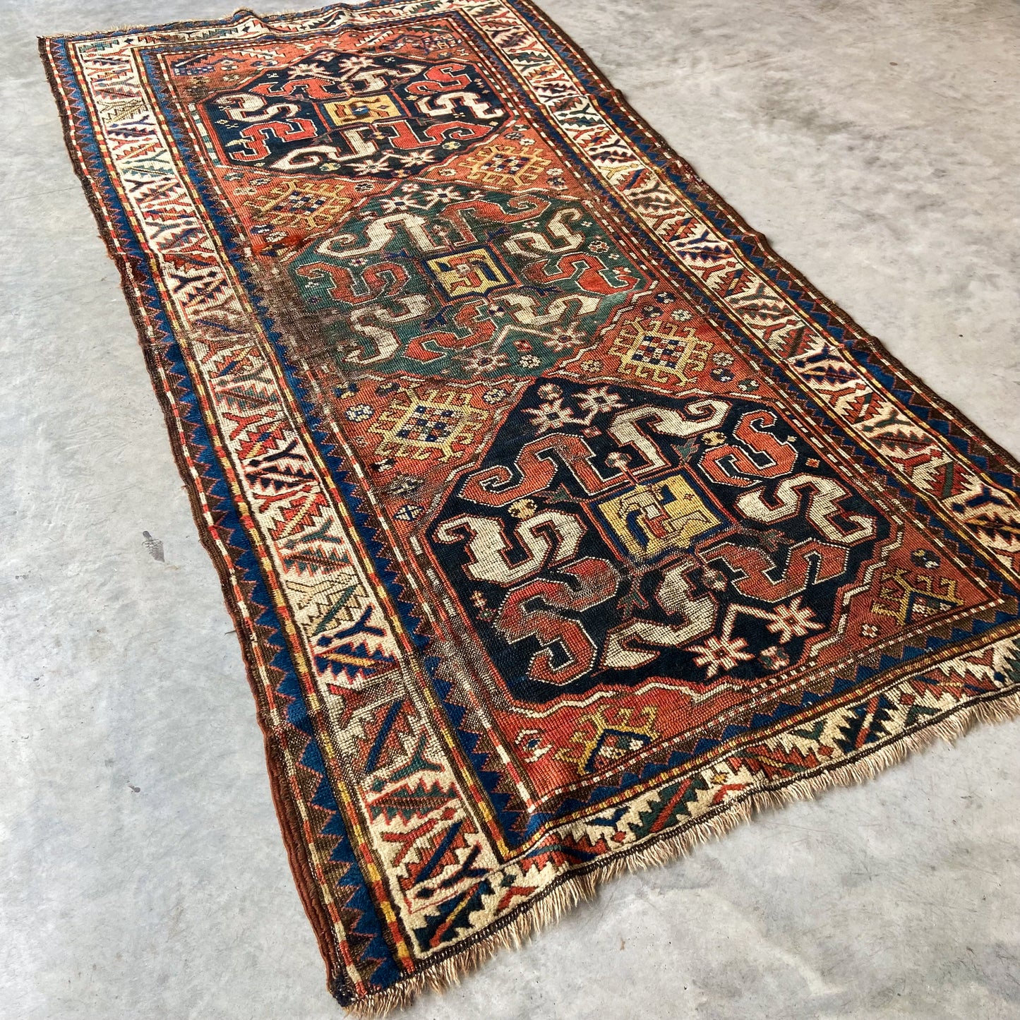 Antique Cloudband Kazak Runner #R1120 - 4' x 8'