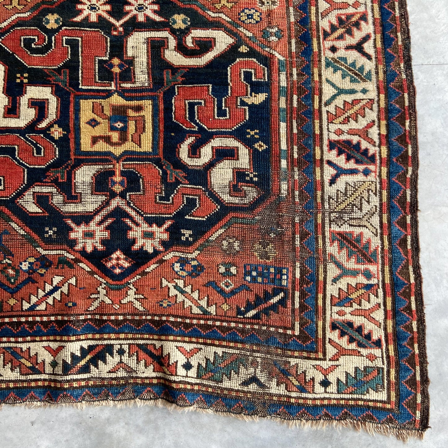 Antique Cloudband Kazak Runner #R1120 - 4' x 8'