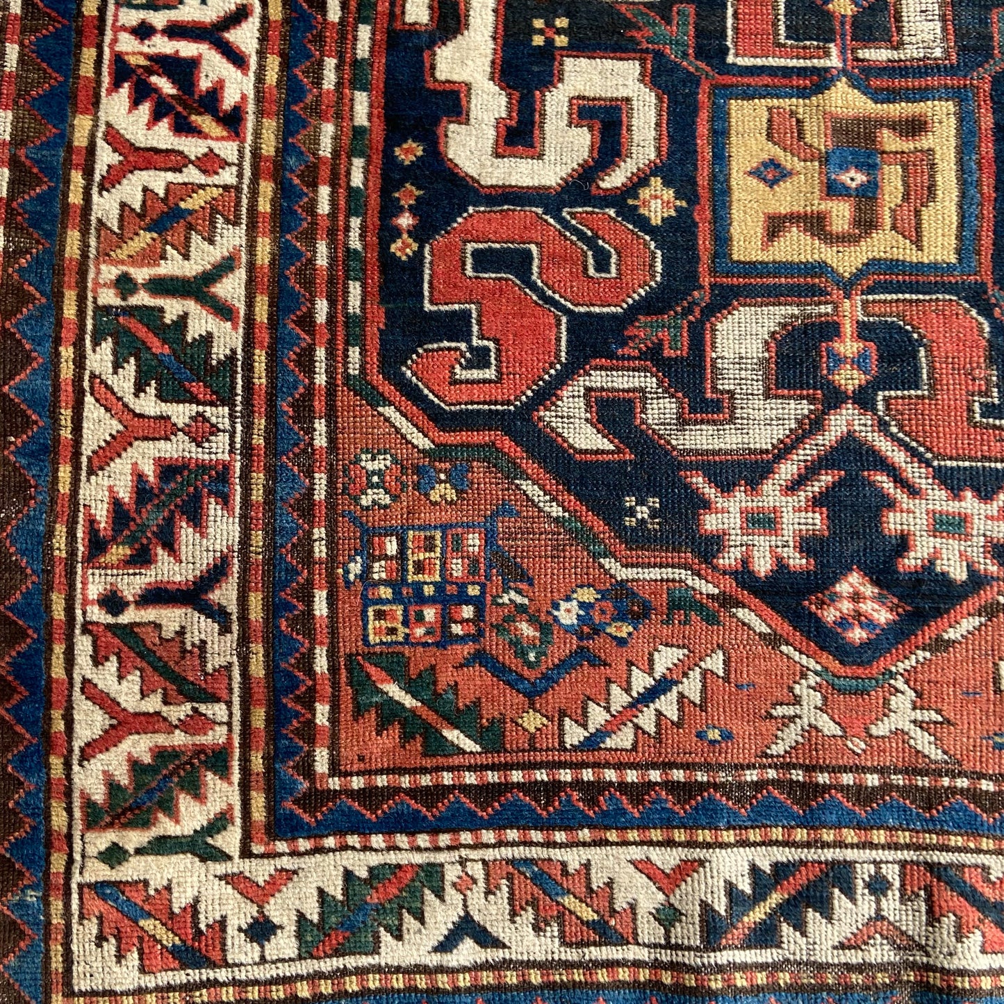 Antique Cloudband Kazak Runner #R1120 - 4' x 8'