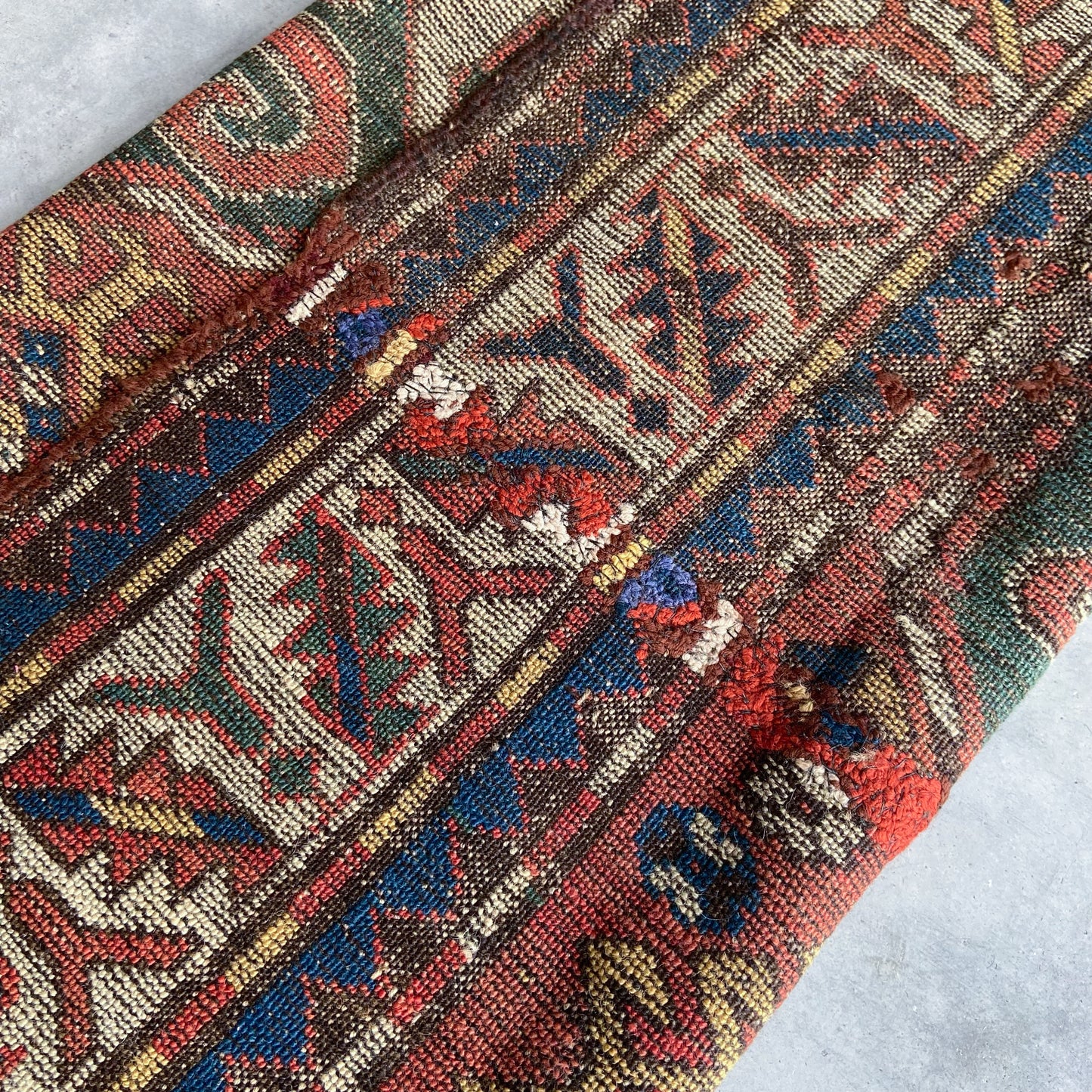 Antique Cloudband Kazak Runner #R1120 - 4' x 8'