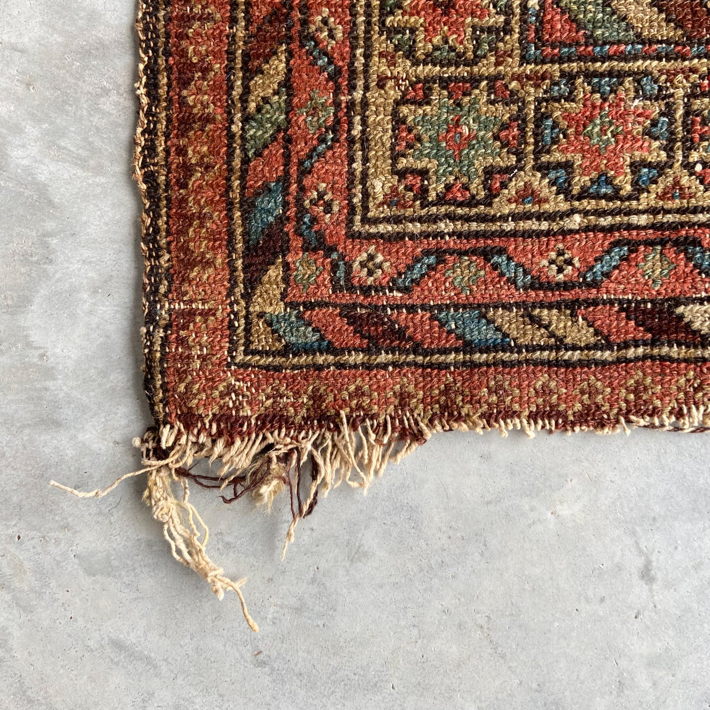 Antique Caucasian Accent Rug #R1125 - 4'4" x 6'5"