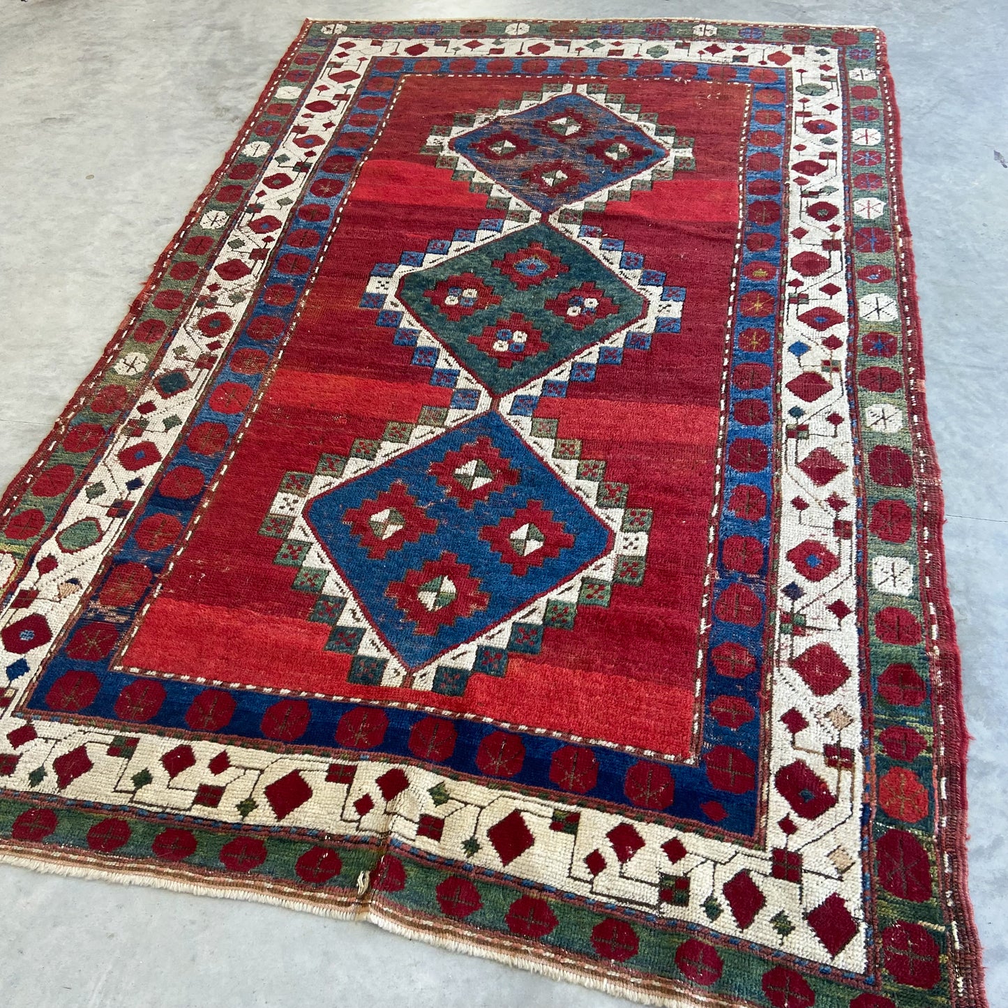 Antique Kazak Room-Sized Rug #R1143 4'8" x 7'6"