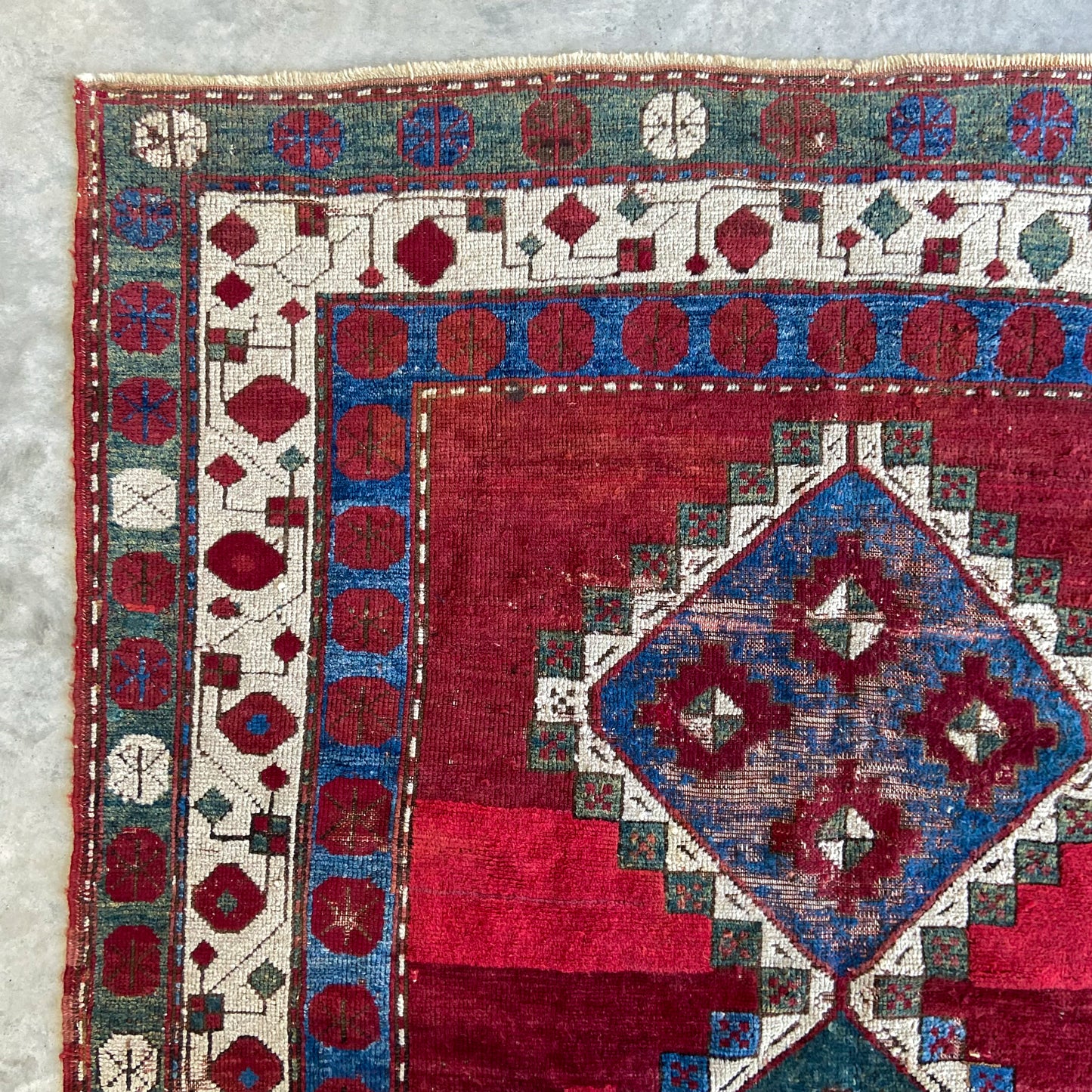 Antique Kazak Room-Sized Rug #R1143 4'8" x 7'6"