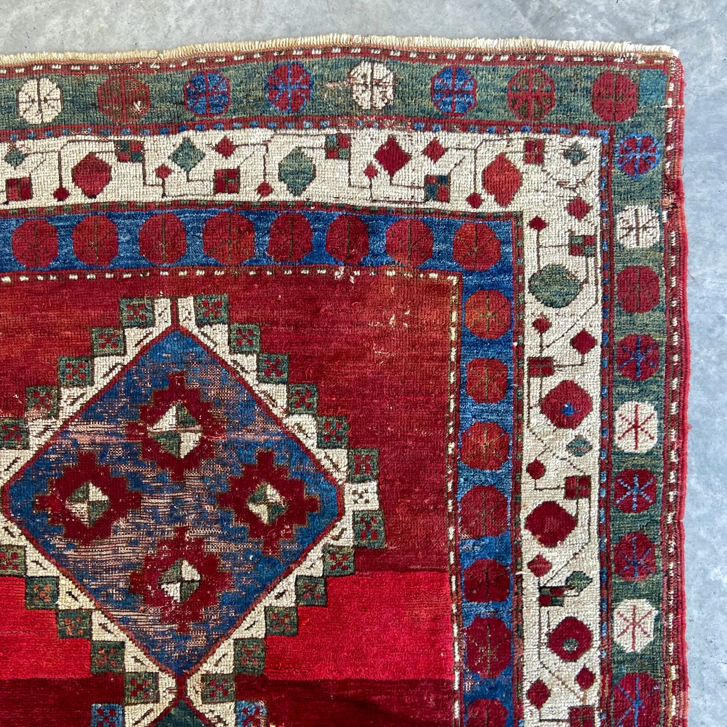 Antique Kazak Room-Sized Rug #R1143 4'8" x 7'6"