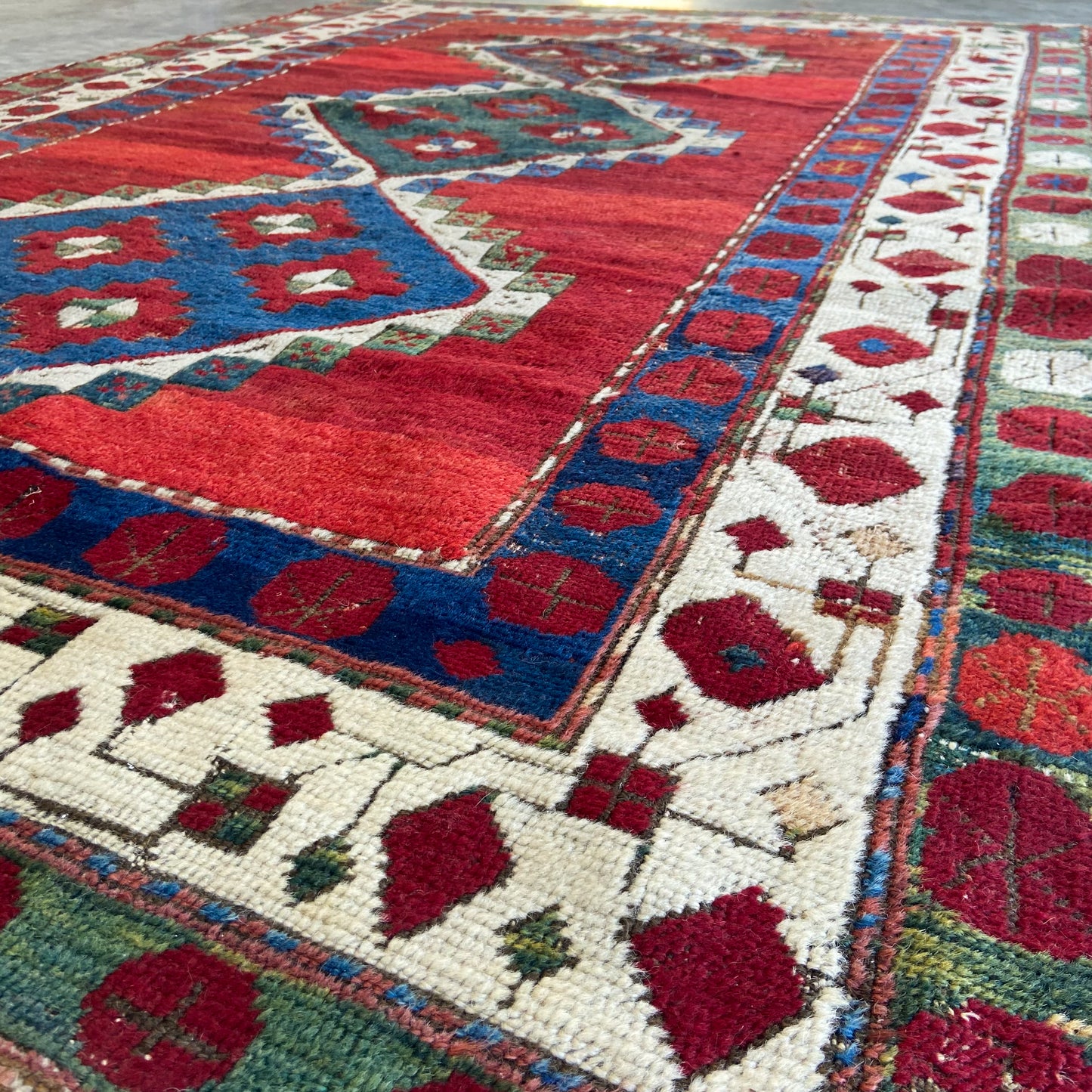 Antique Kazak Room-Sized Rug #R1143 4'8" x 7'6"