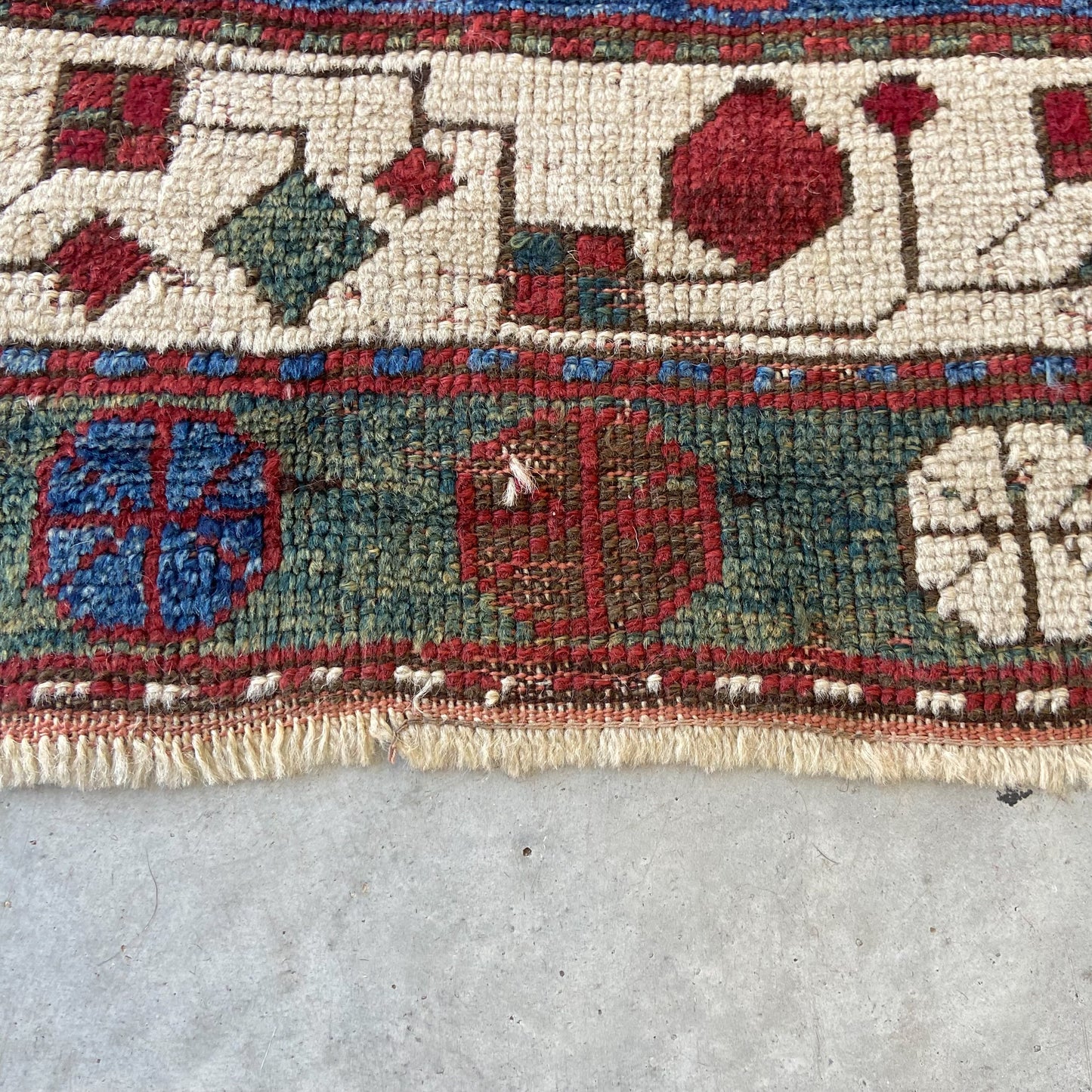 Antique Kazak Room-Sized Rug #R1143 4'8" x 7'6"