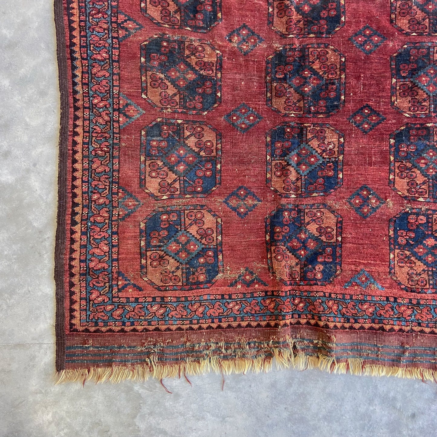 Antique Ersari Accent Rug #R1147 - 3'11" x 5'4"