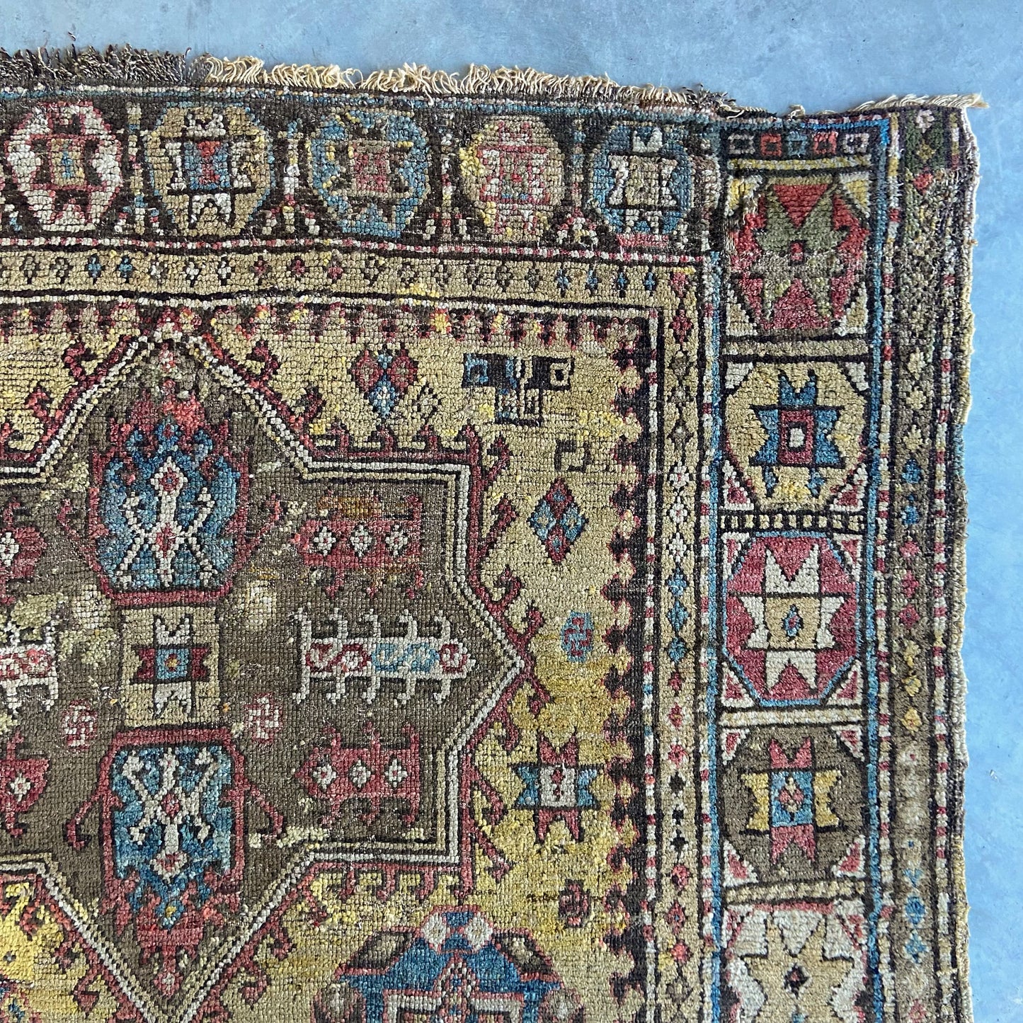 Early Antique Kazak Area Rug #R1151 - 5'7" x 9'9"