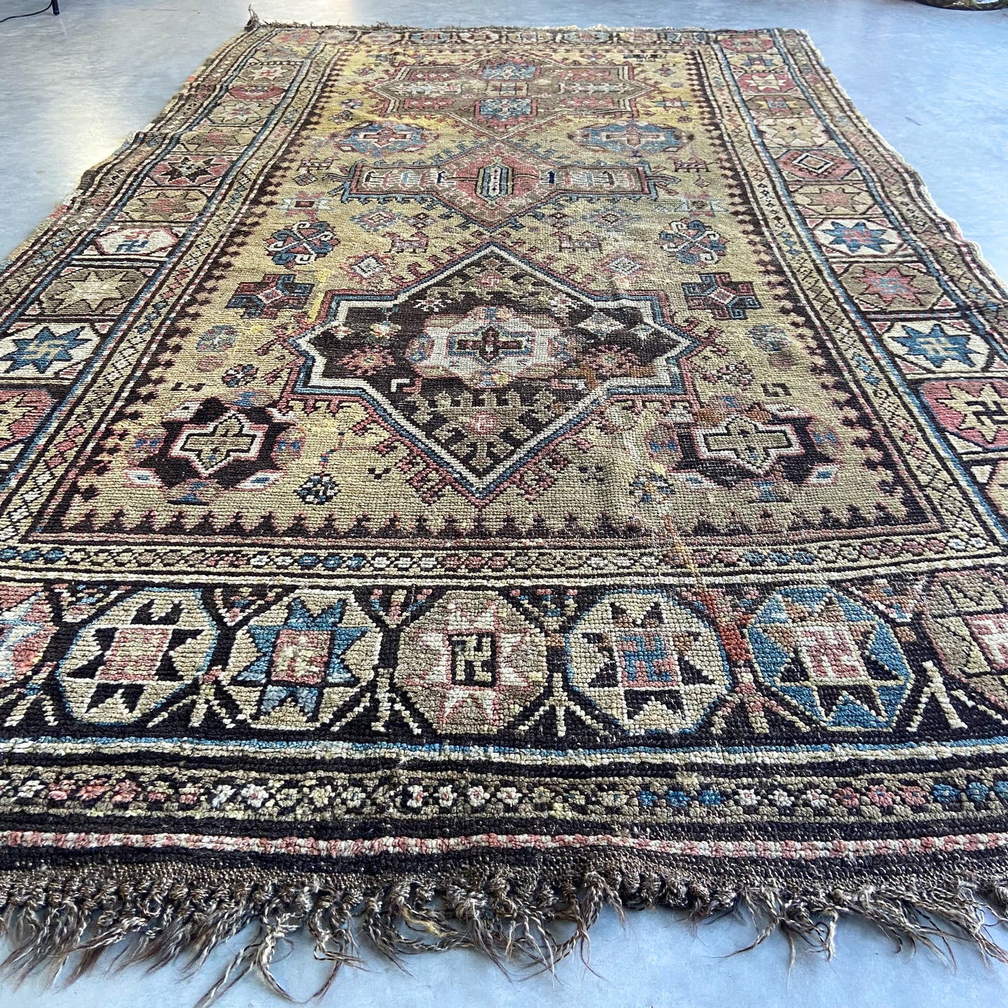 Early Antique Kazak Area Rug #R1151 - 5'7" x 9'9"