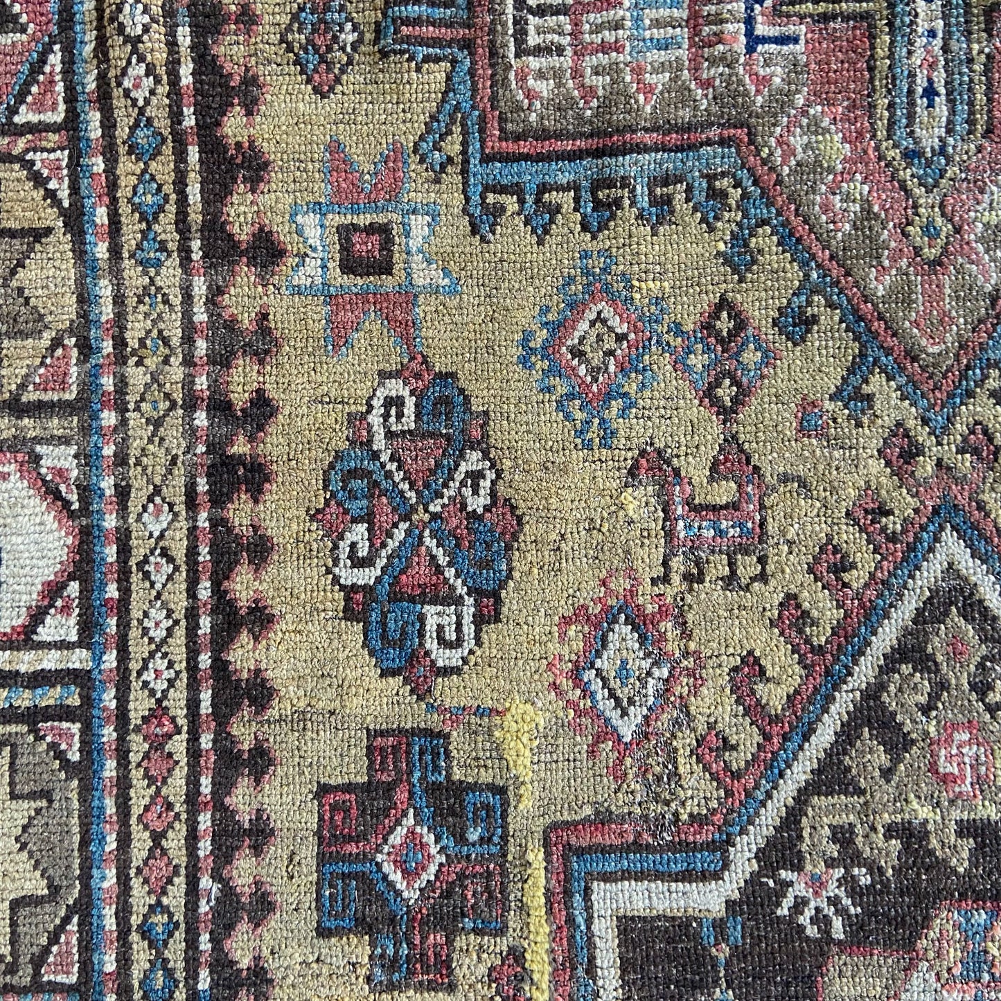 Early Antique Kazak Area Rug #R1151 - 5'7" x 9'9"