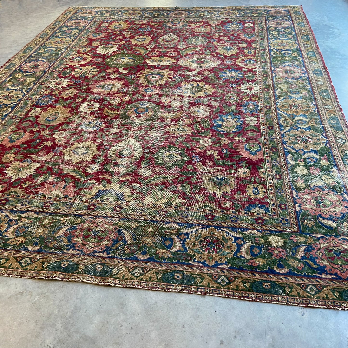 Antique Indian Agra Area Rug #R1098 - 8'10" x 11'10"