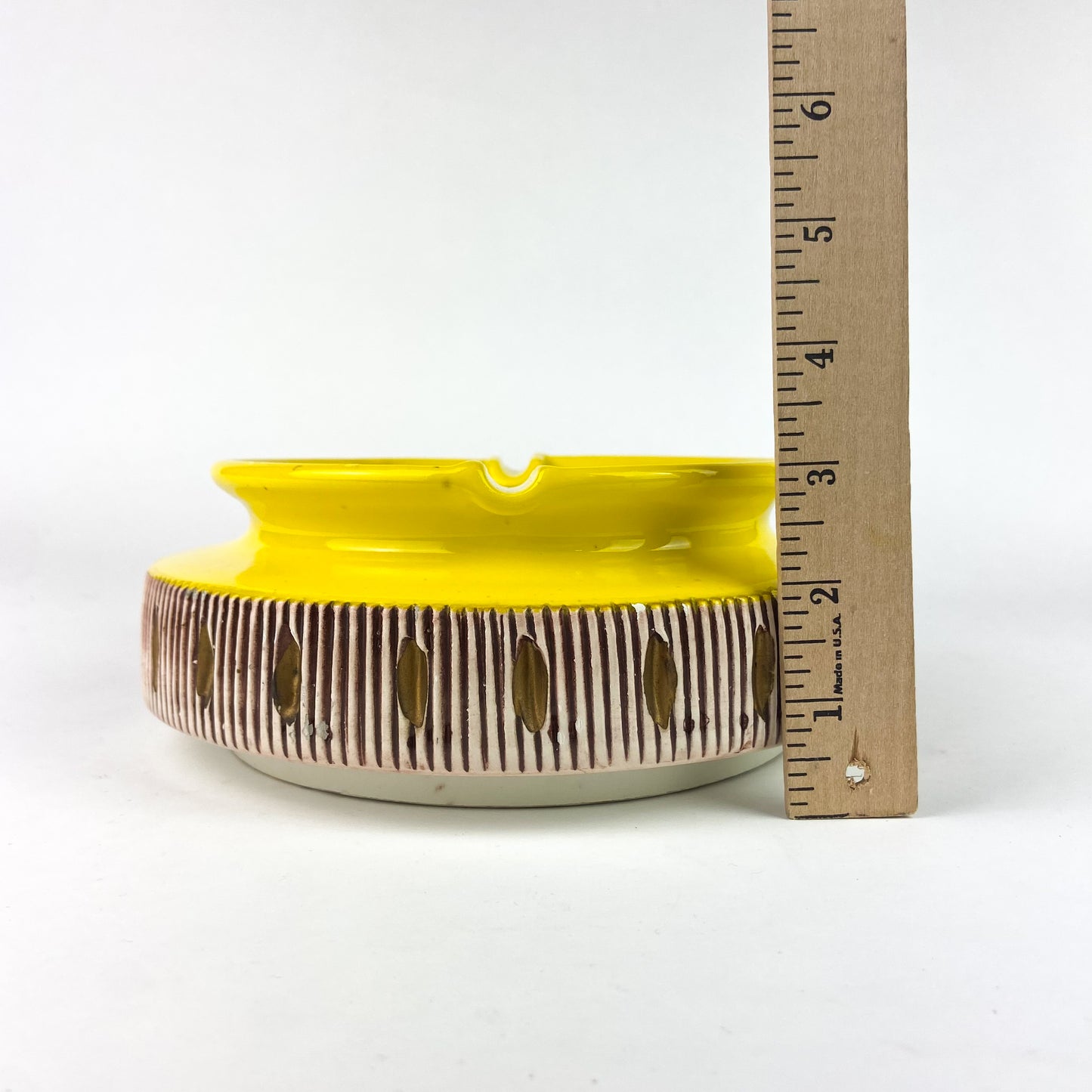 Bitossi Italian Yellow Ceramic Catchall/Ashtray #O1162