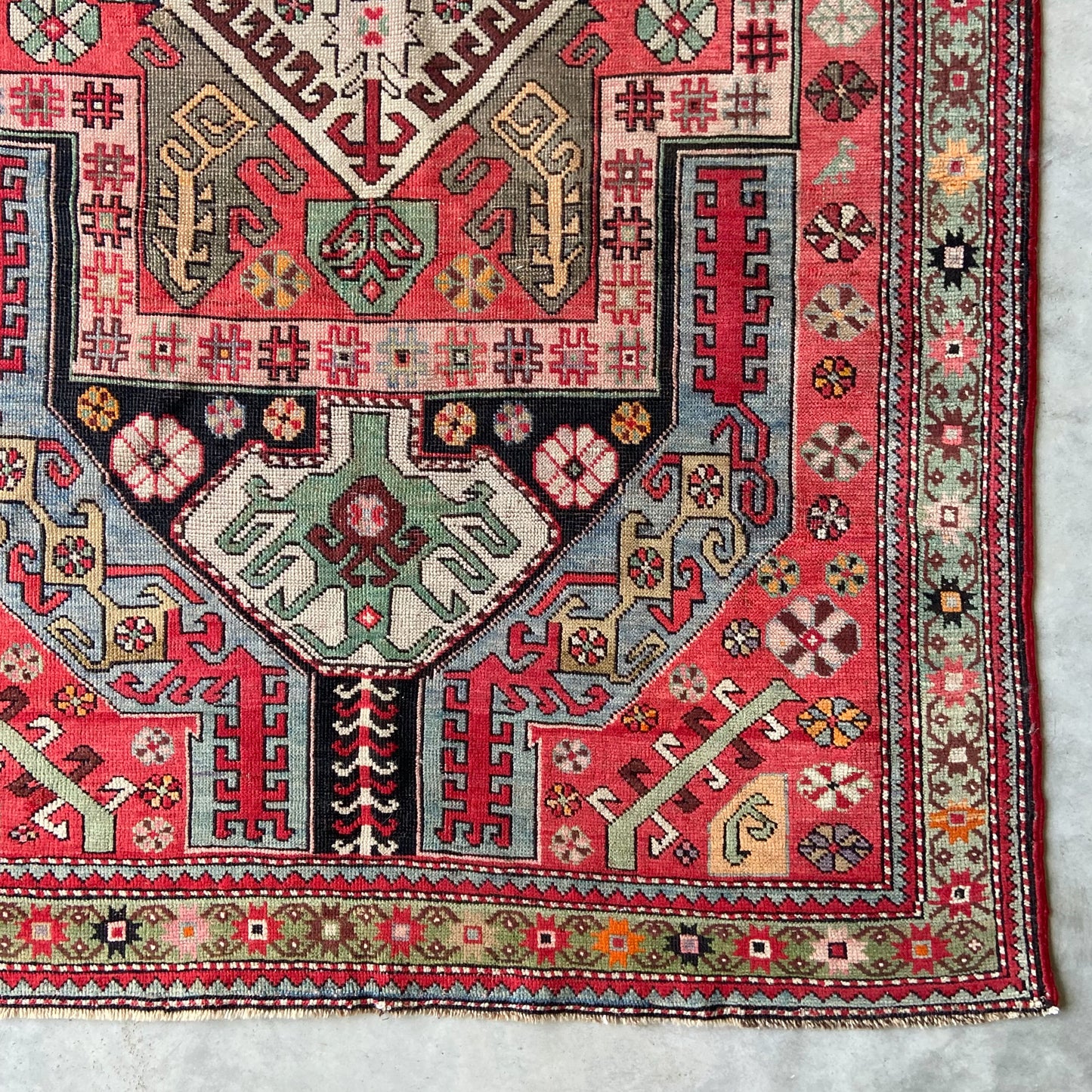 Semi-Antique Lori Pembak Accent Rug #R917 - 4'1" x 7'3"