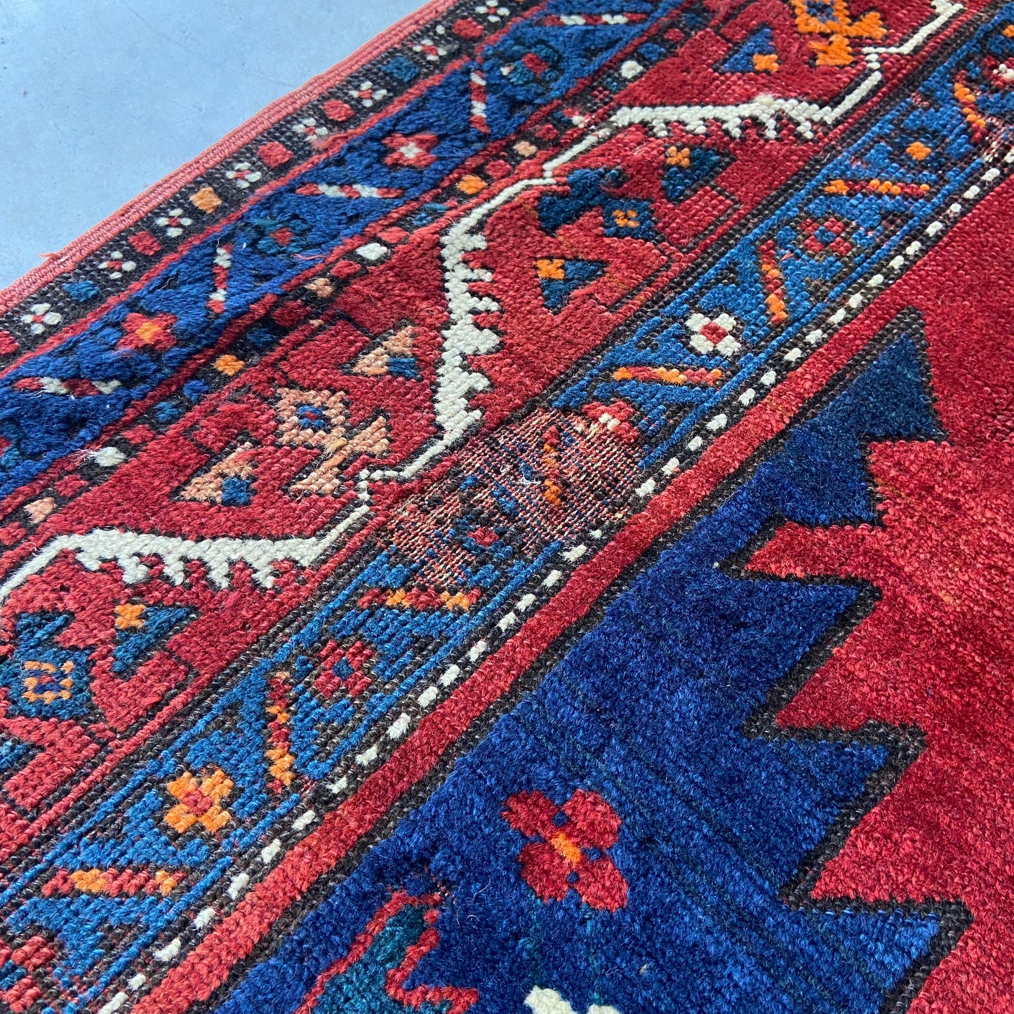 Mint Antique Kazak Area Rug #R918 - 5'7" x 8'8"