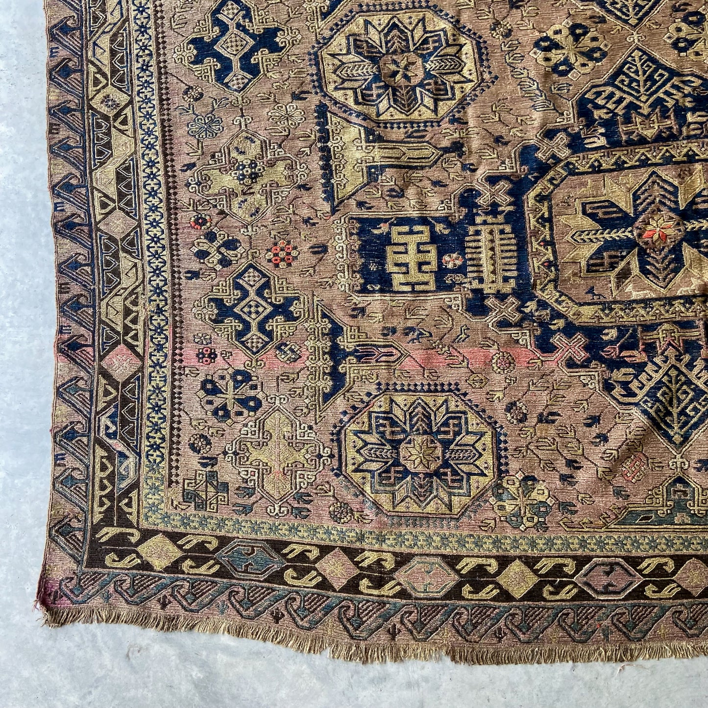 Antique Soumak Area Rug #R924 - 8' x 10'3"