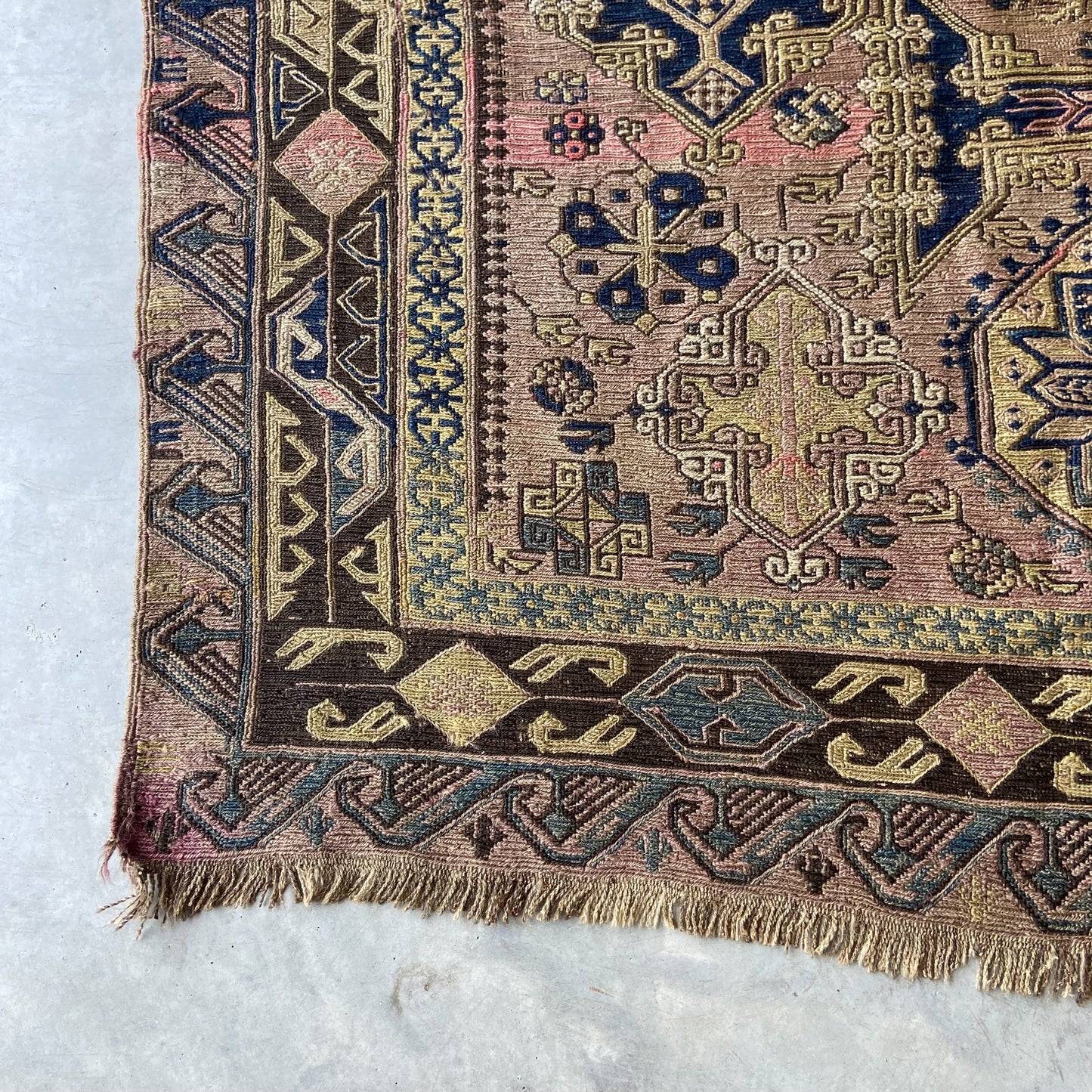 Antique Soumak Area Rug #R924 - 8' x 10'3"