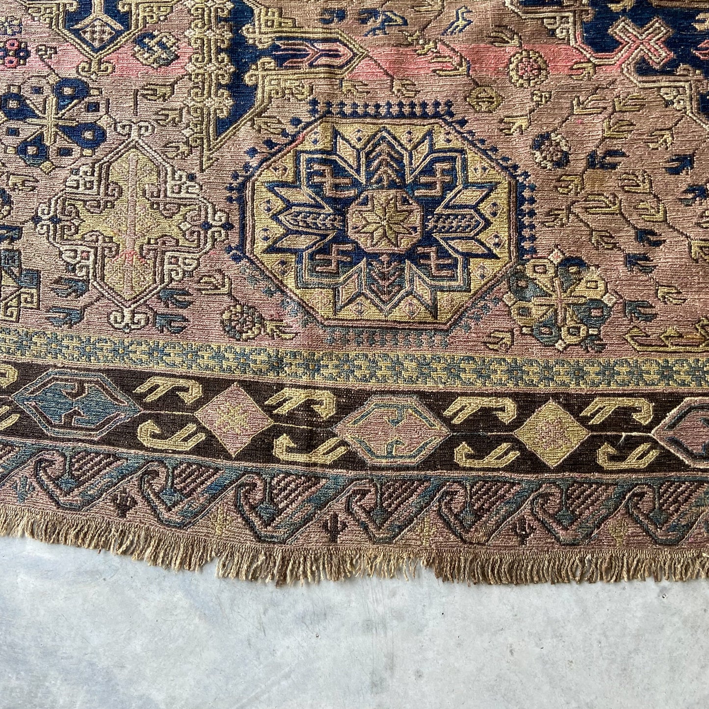 Antique Soumak Area Rug #R924 - 8' x 10'3"