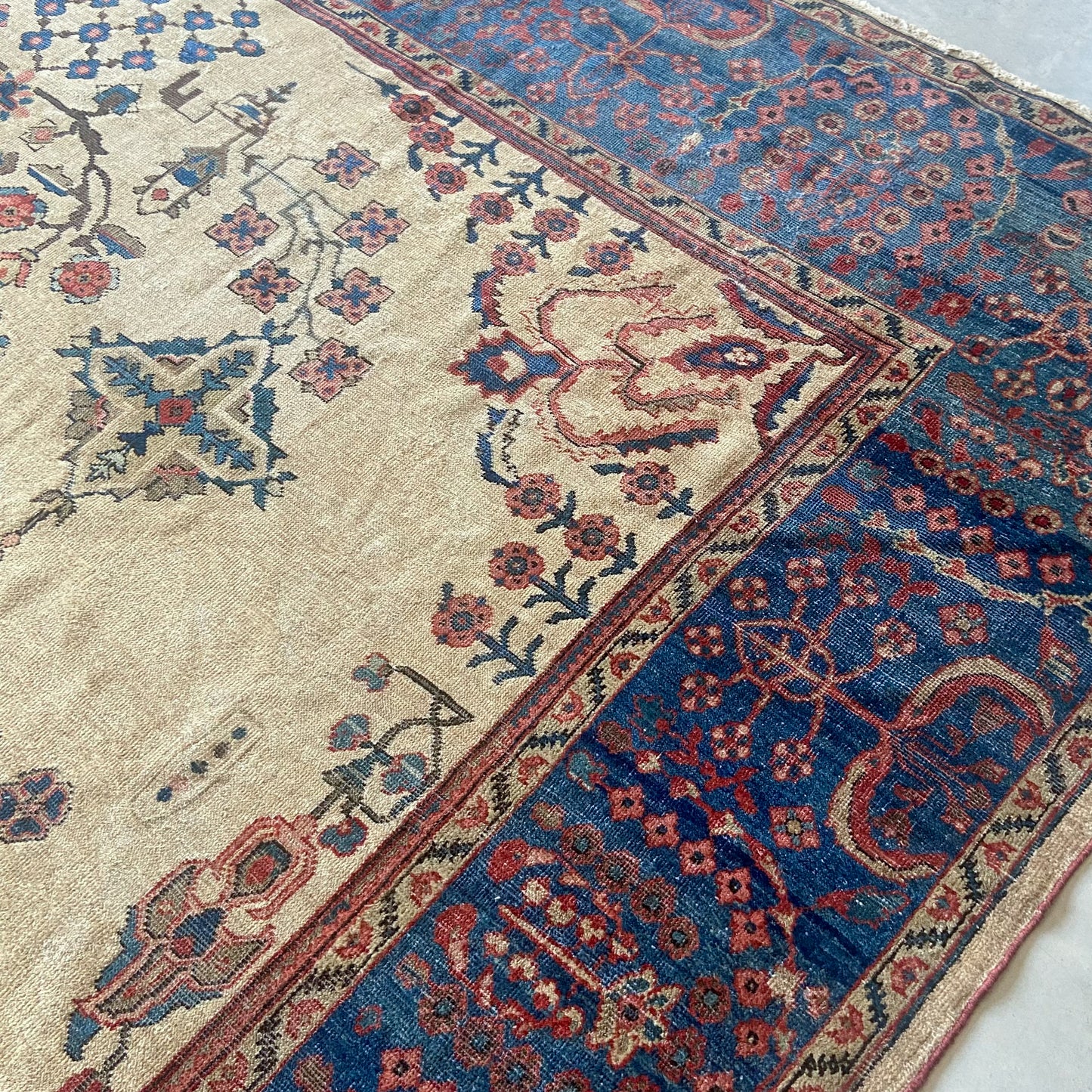 Antique Mahal Oversized Area Rug #R934 - 10'9" x 13'7"