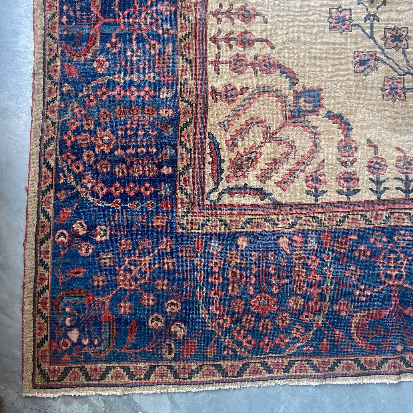 Antique Mahal Oversized Area Rug #R934 - 10'9" x 13'7"