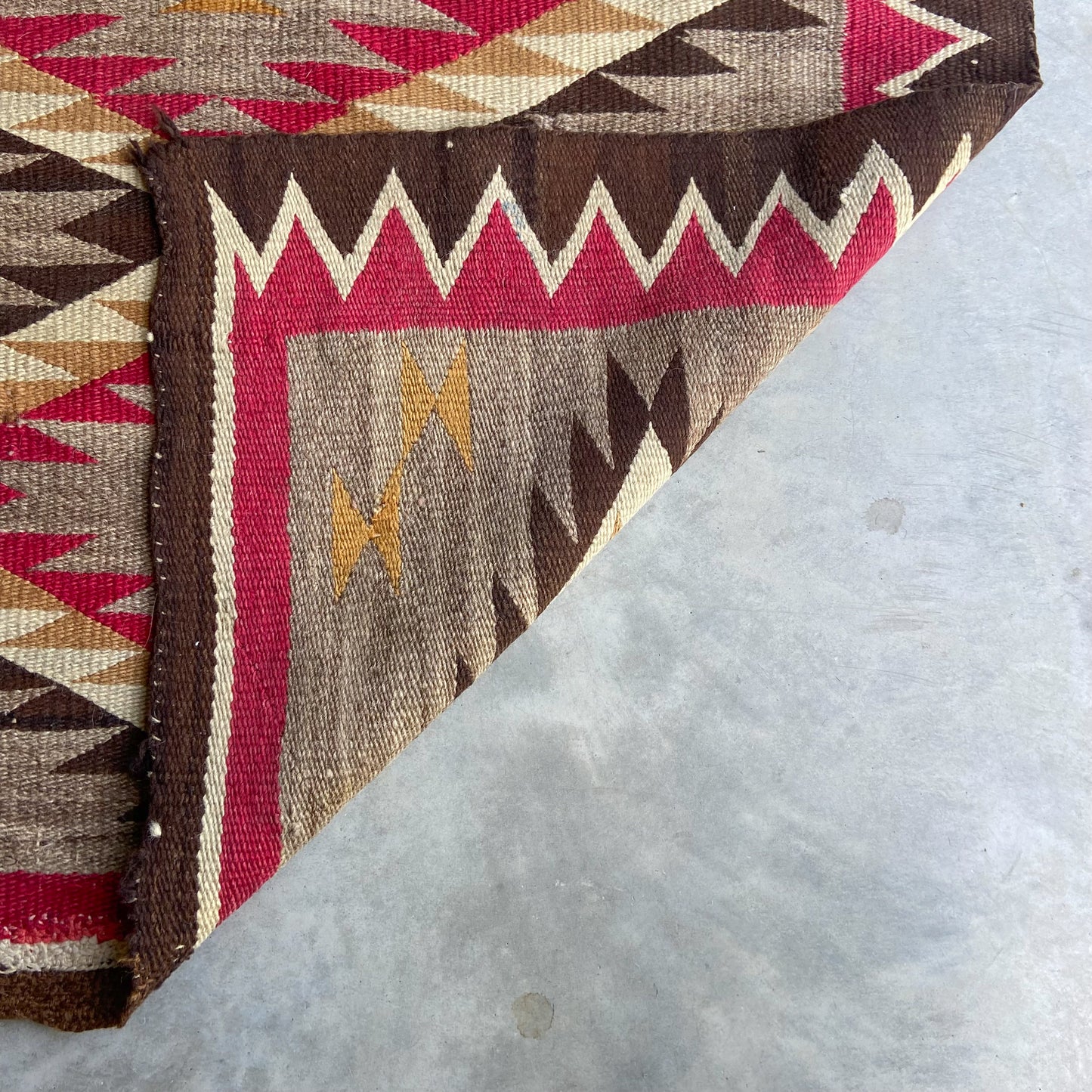 Antique Navajo Accent Rug #R1239 - 3'2" x 5'1"
