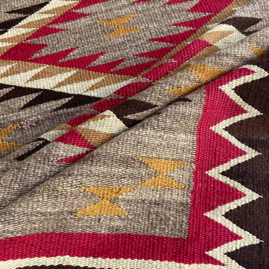 Antique Navajo Accent Rug #R1239 - 3'2" x 5'1"