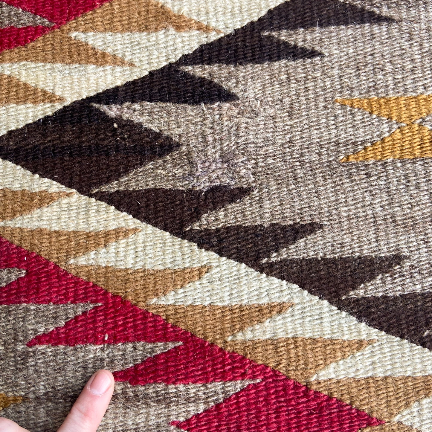 Antique Navajo Accent Rug #R1239 - 3'2" x 5'1"