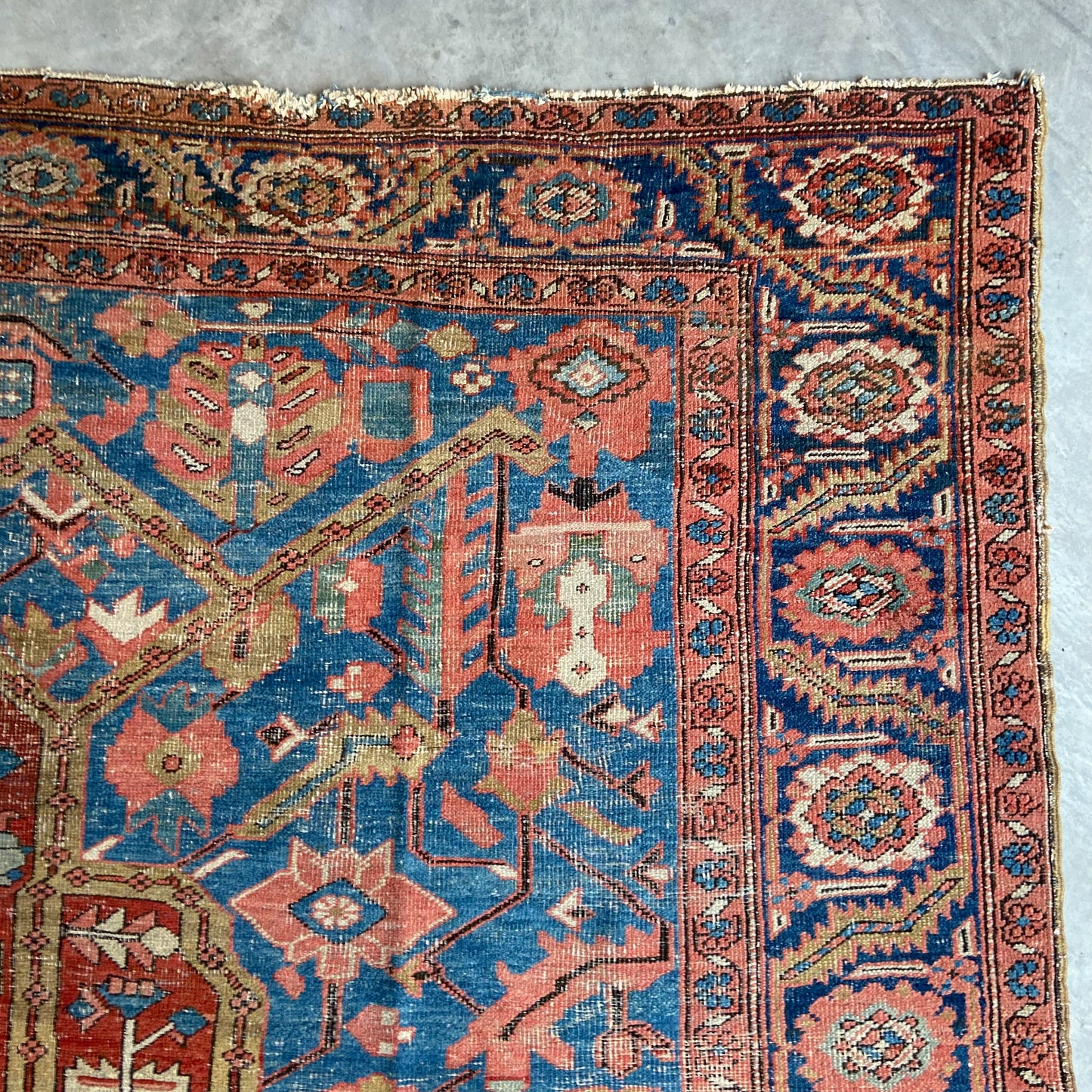 Antique Heriz Area Rug #R844 - 9'9" x 12'2"