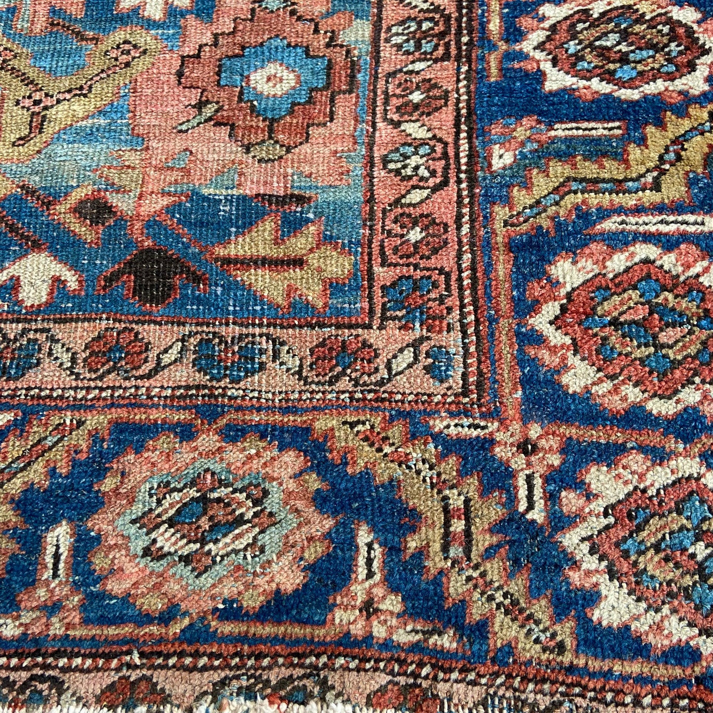 Antique Heriz Area Rug #R844 - 9'9" x 12'2"