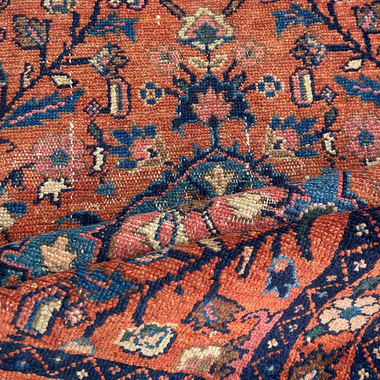 Antique Lilihan Accent Rug #R1280 - 2' x 2'8"