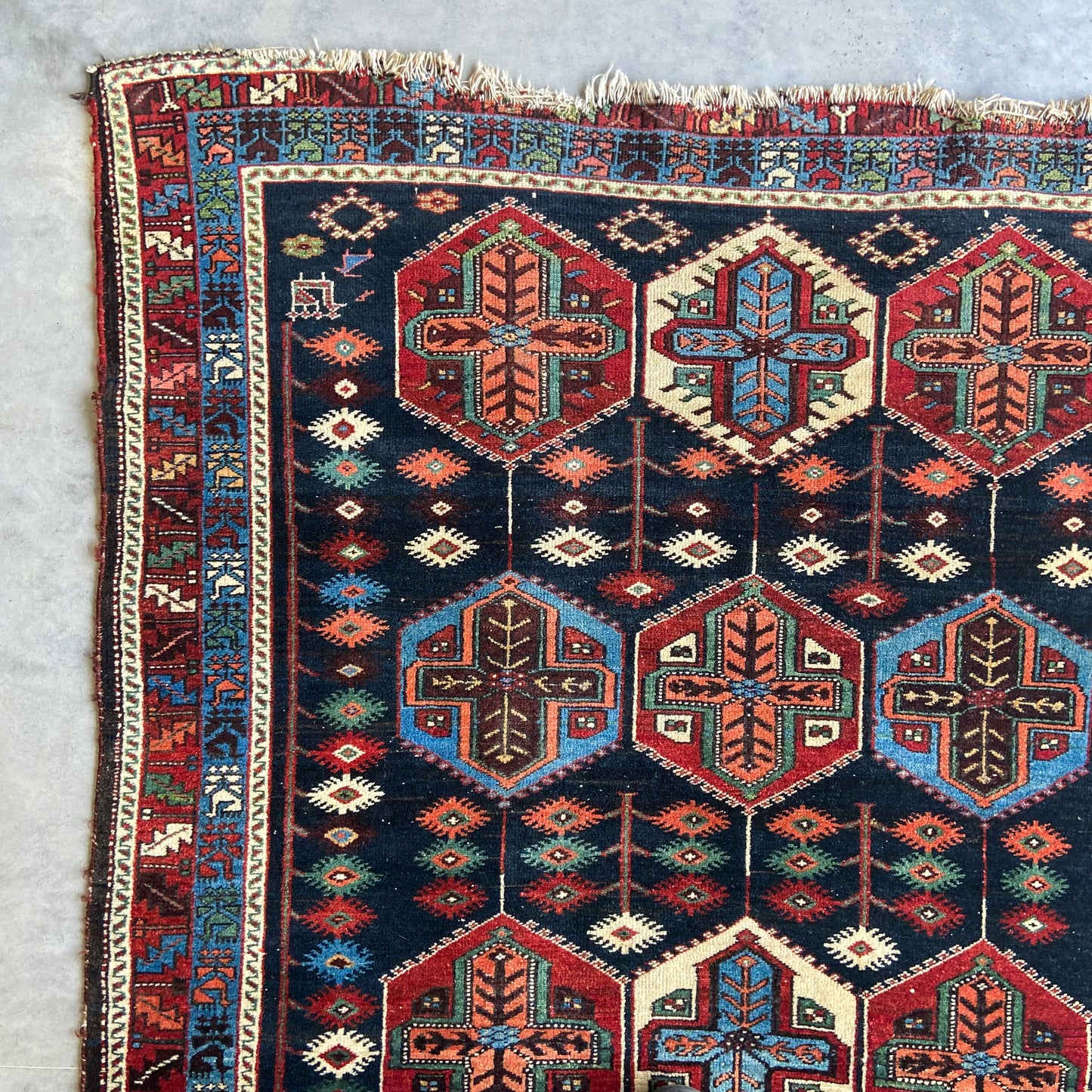 Semi-Antique Caucasian Accent Rug #R856 - 4'5" x 6'8"