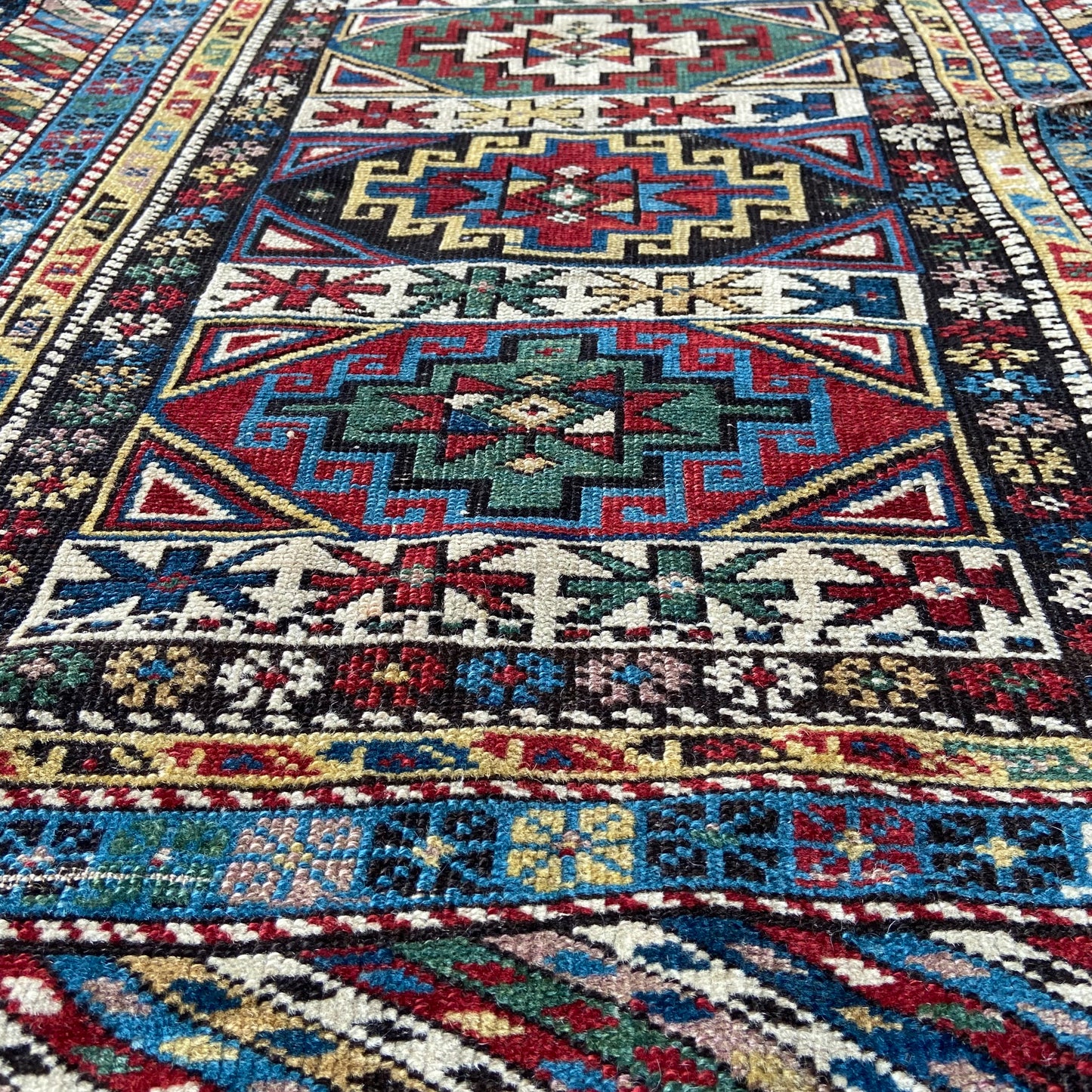 Antique Shirvan Accent Rug #R889 - 3'2" x 5'3"