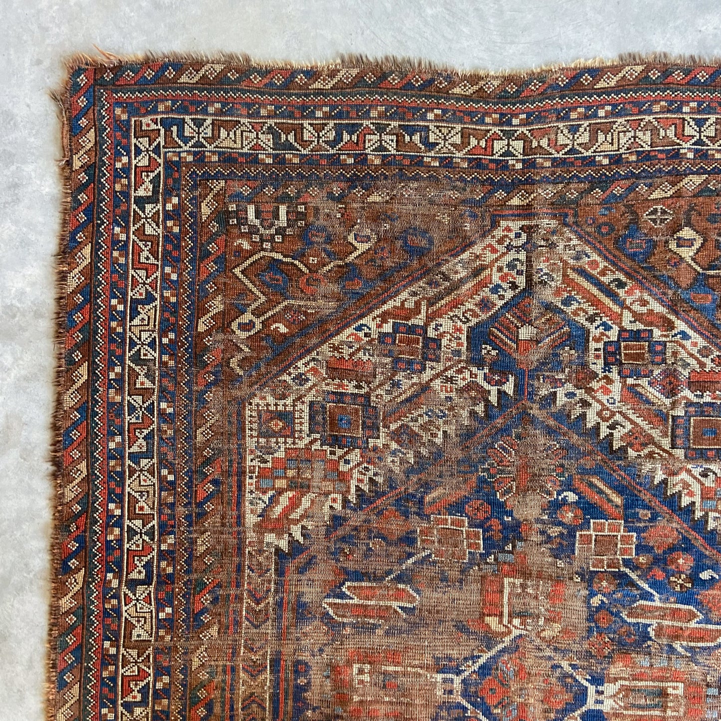 Antique Kamseh Accent Rug #R1026 - 5'5" x 6'10"