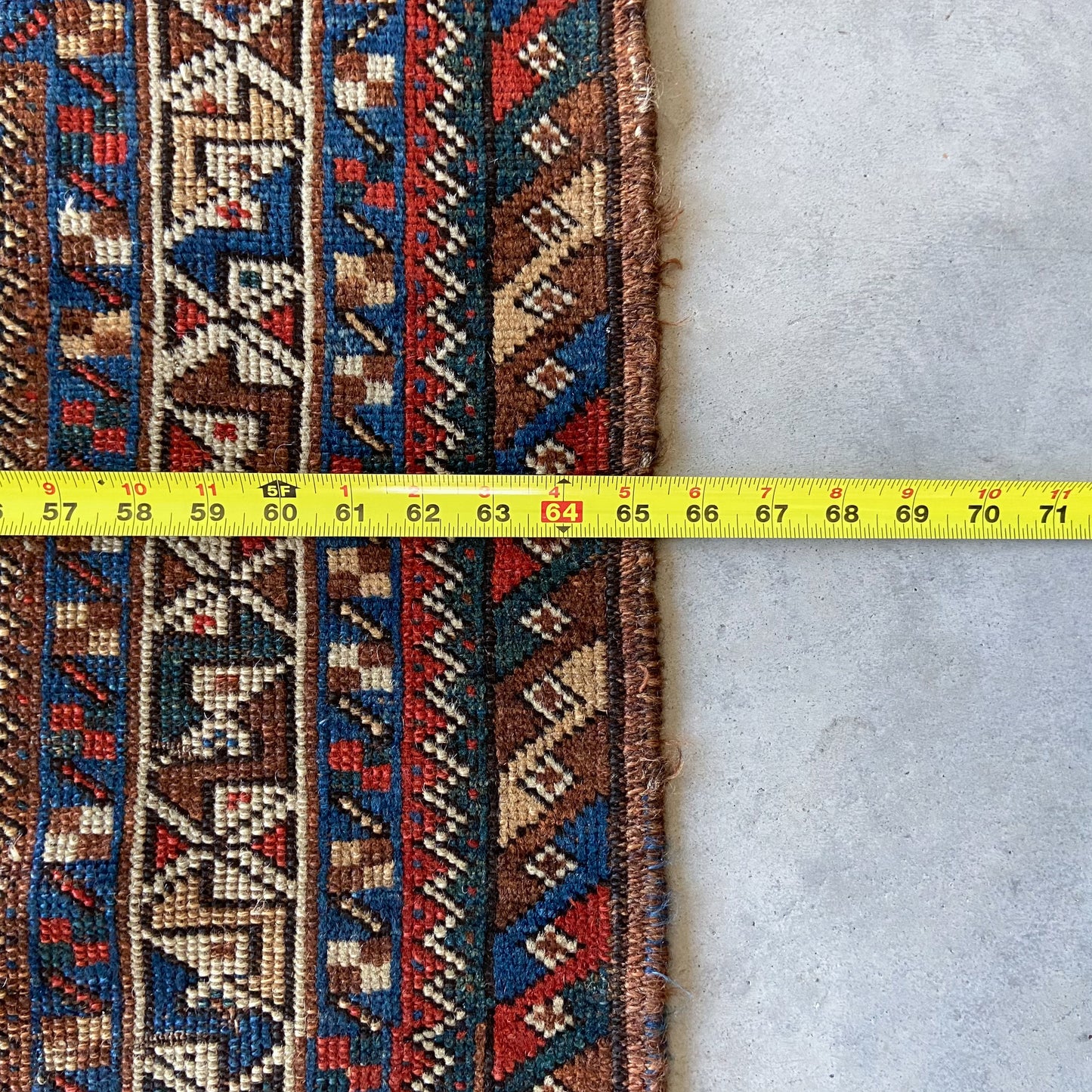 Antique Kamseh Accent Rug #R1026 - 5'5" x 6'10"