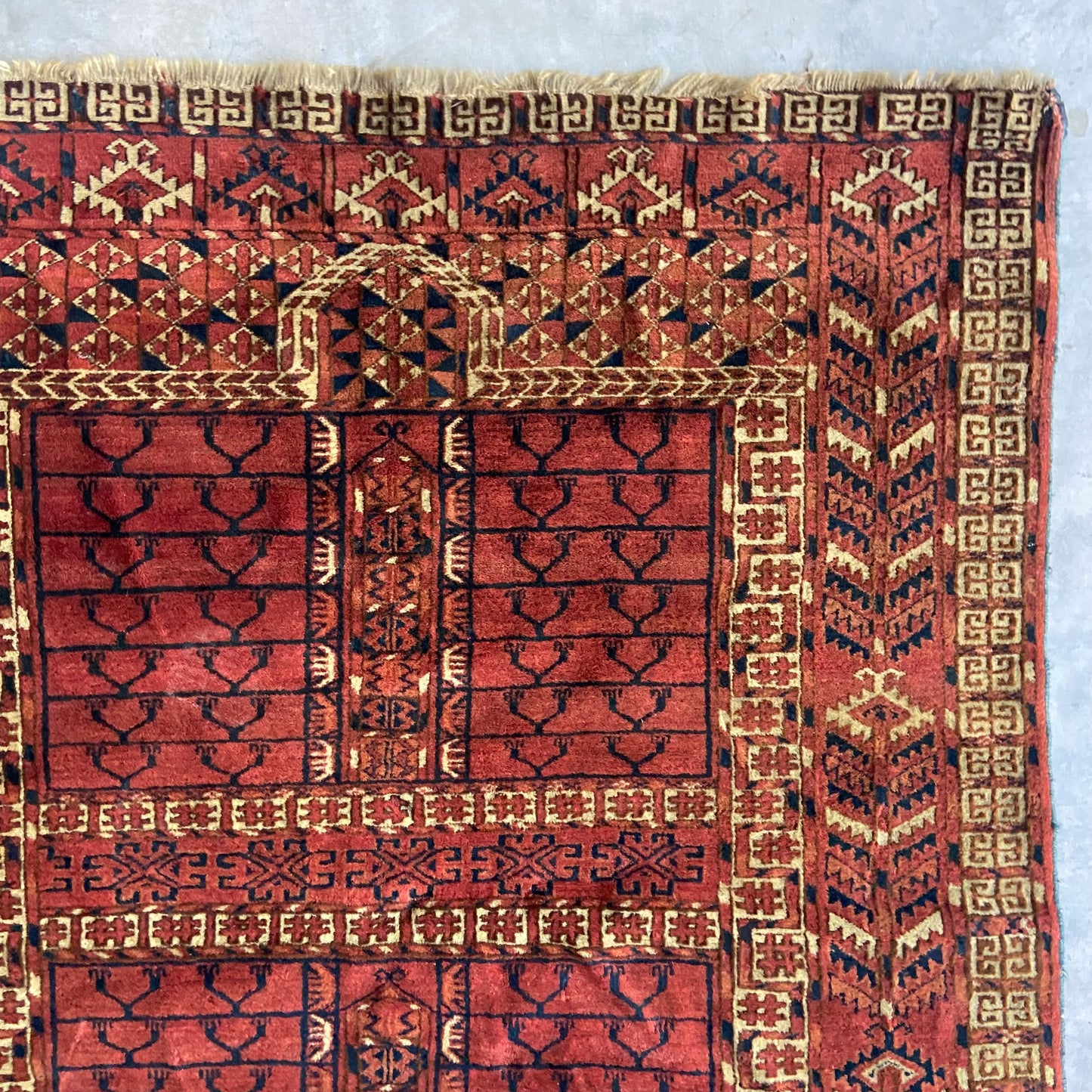 Antique Ensi Accent Rug #R1031 - 3'11" x 4'9"