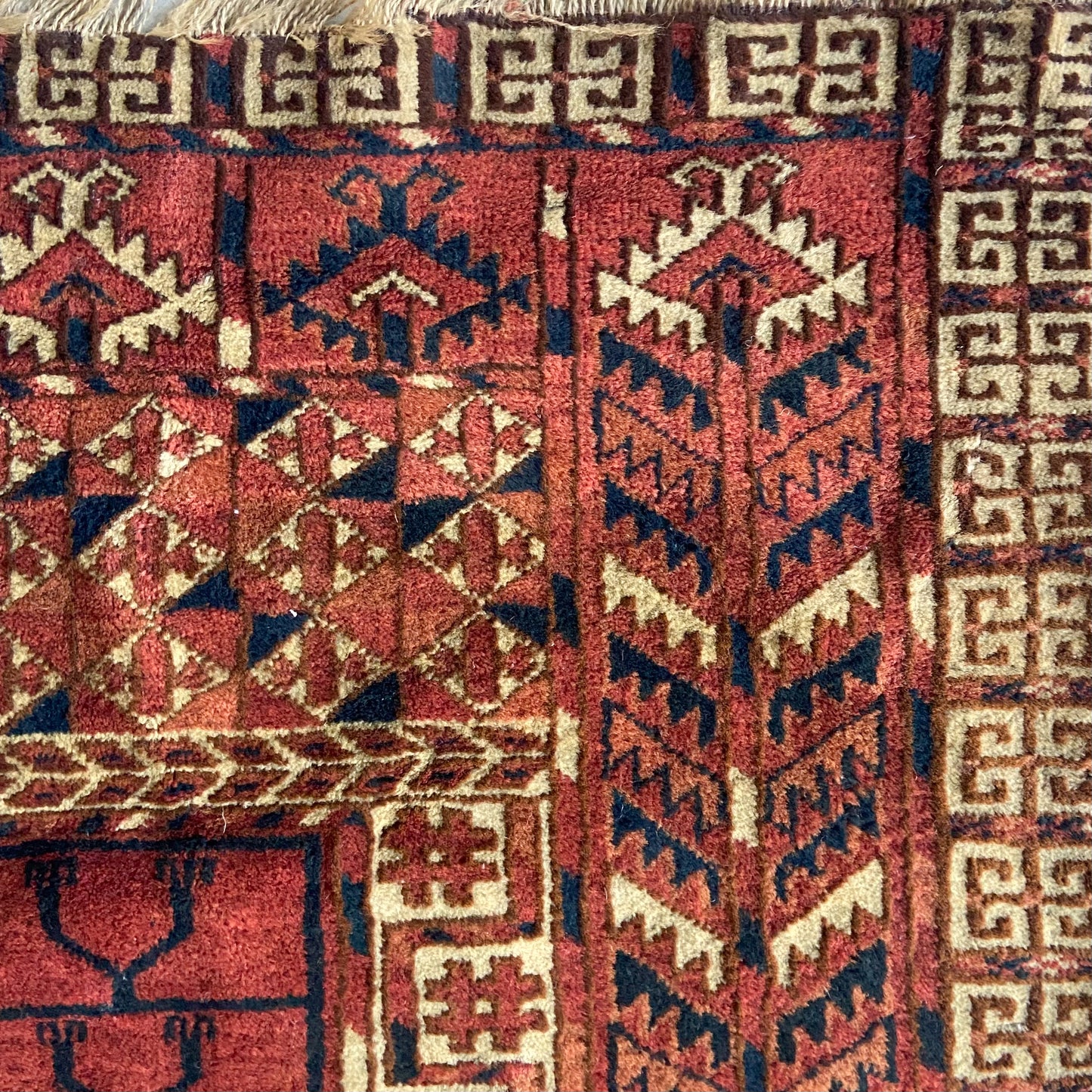 Antique Ensi Accent Rug #R1031 - 3'11" x 4'9"