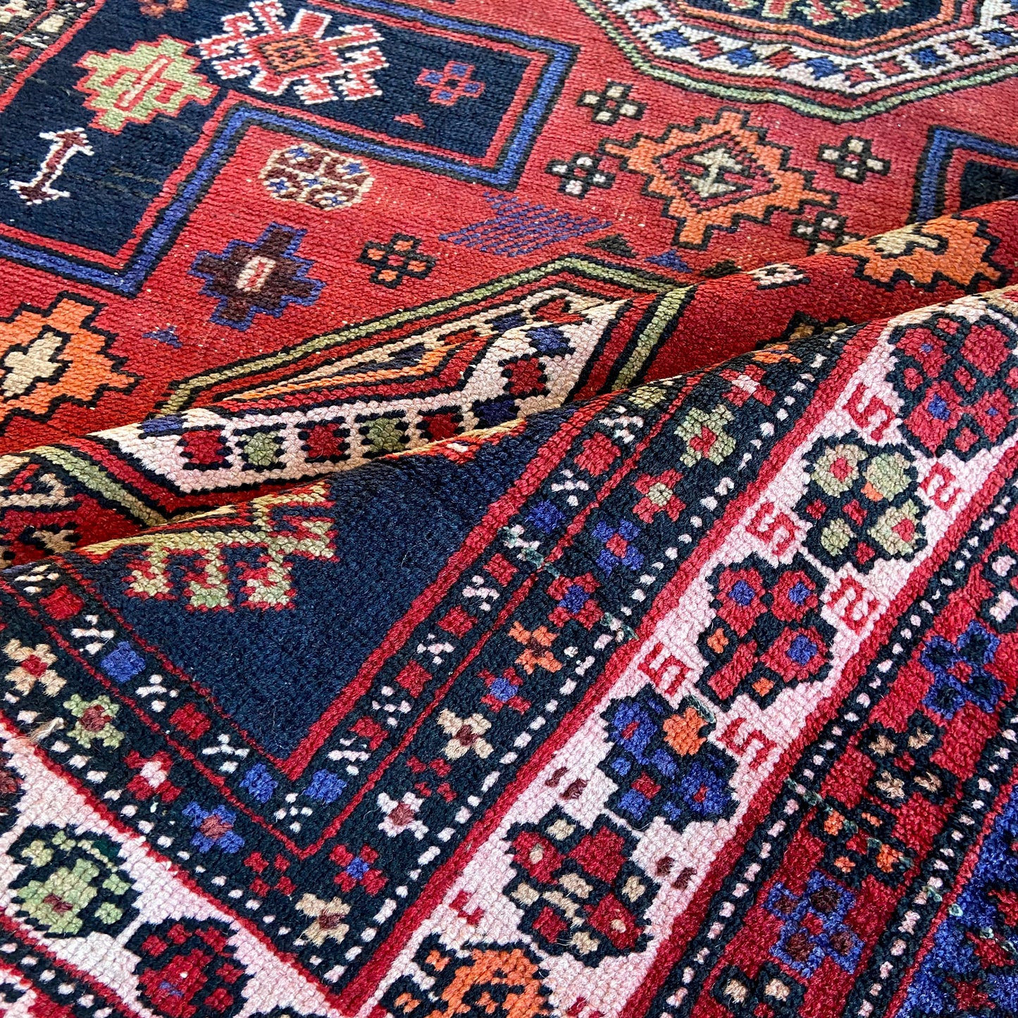 Vintage Turkish Gallery Rug #R1038 - 4'3" x 8'7"