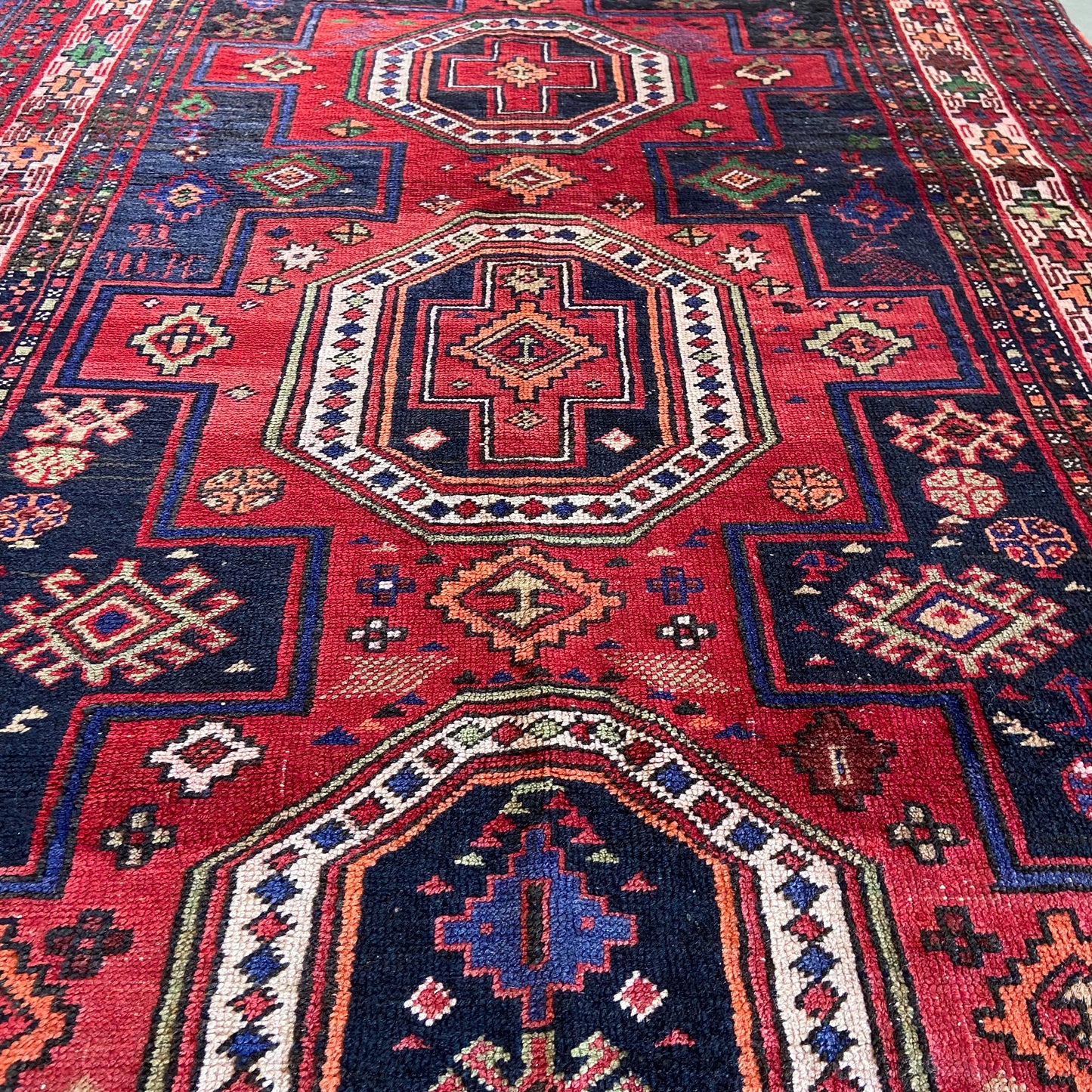 Vintage Turkish Gallery Rug #R1038 - 4'3" x 8'7"