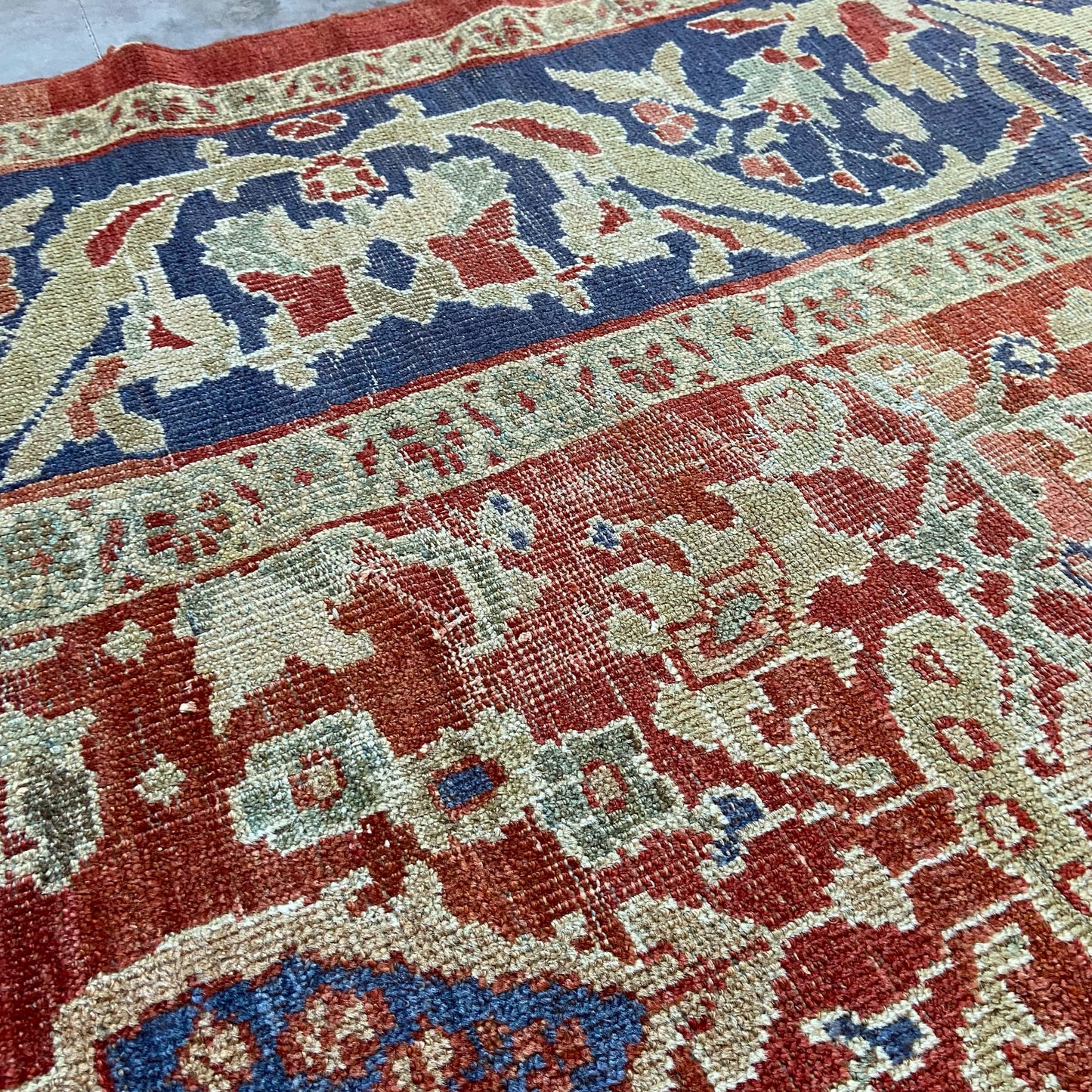 Antique Sultanabad Area Rug #R1041 - 8'8" x 10'8"