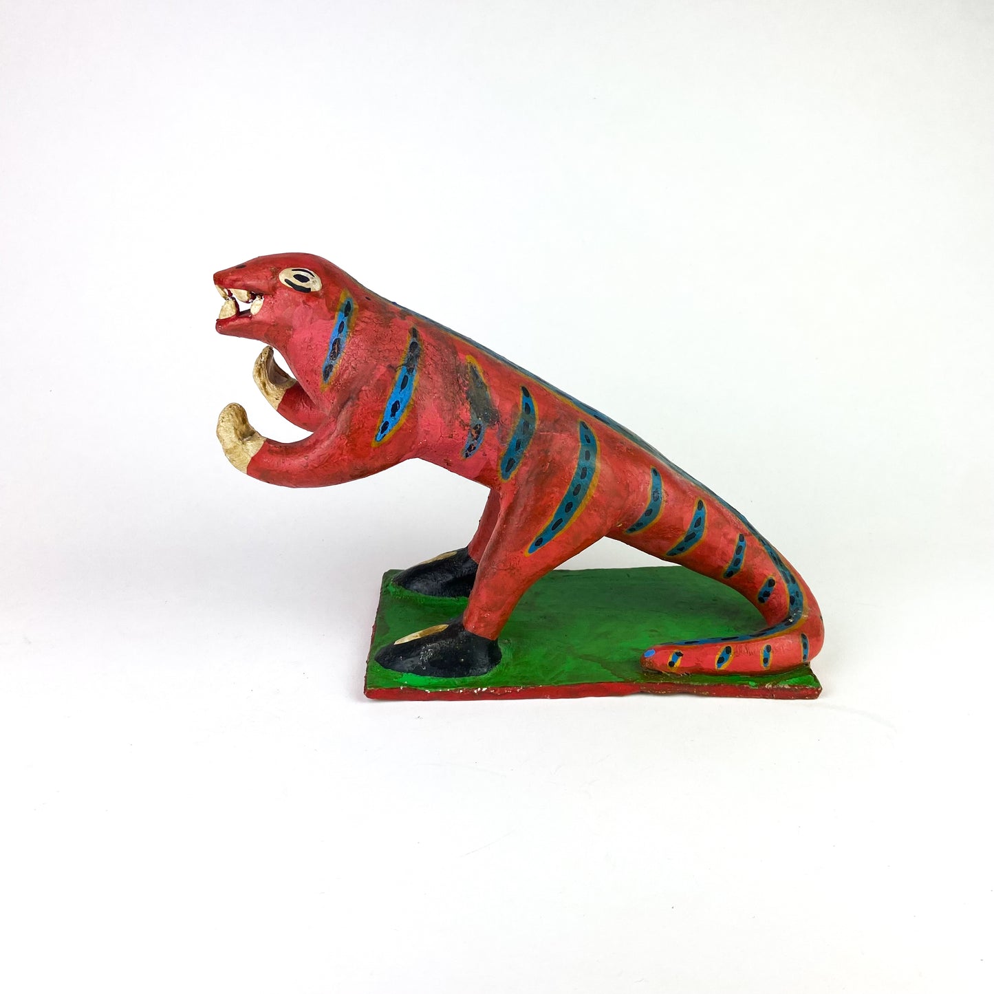 Vintage Mexican Folk Art Clay Dinosaur by Candelario Medrano #O966